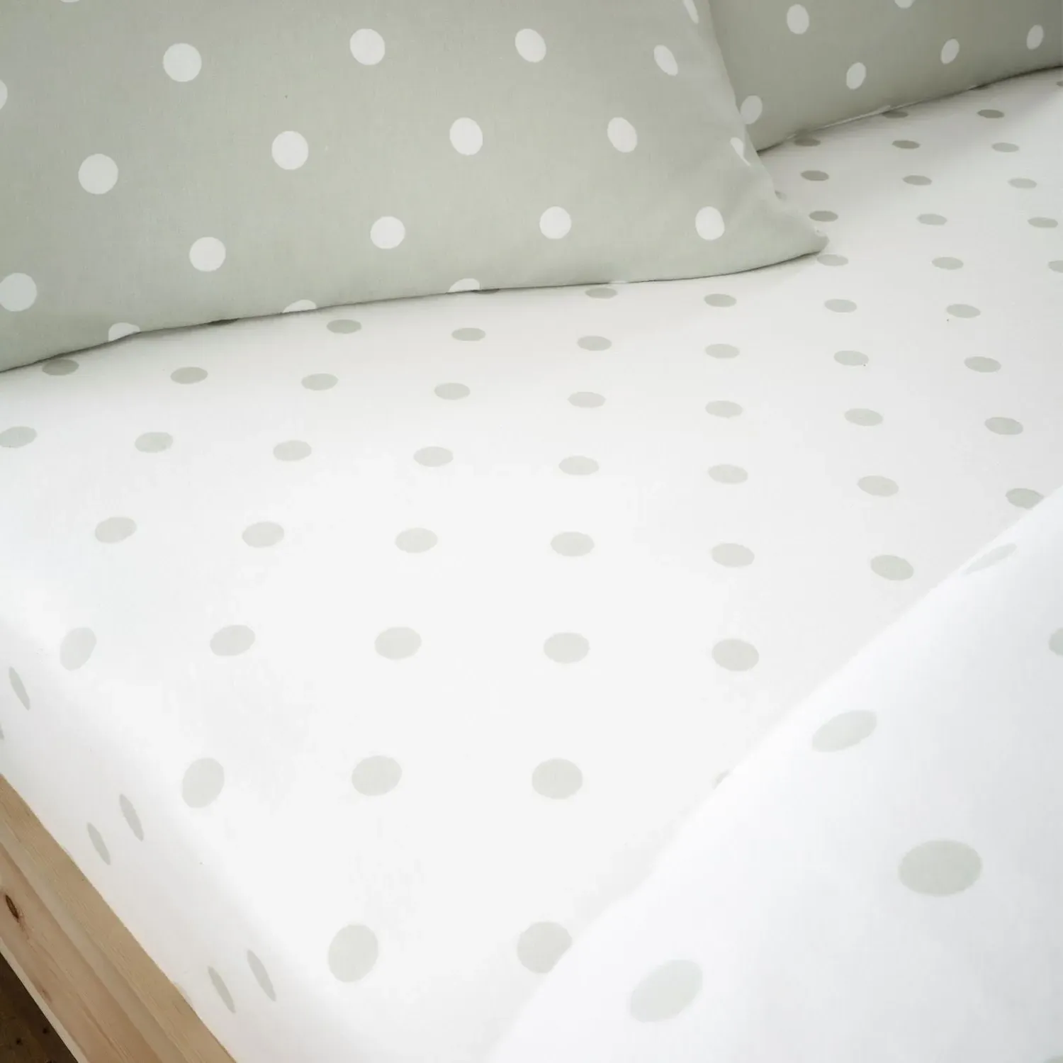 Double Fitted Sheet Polka Dot - Green, Cotton