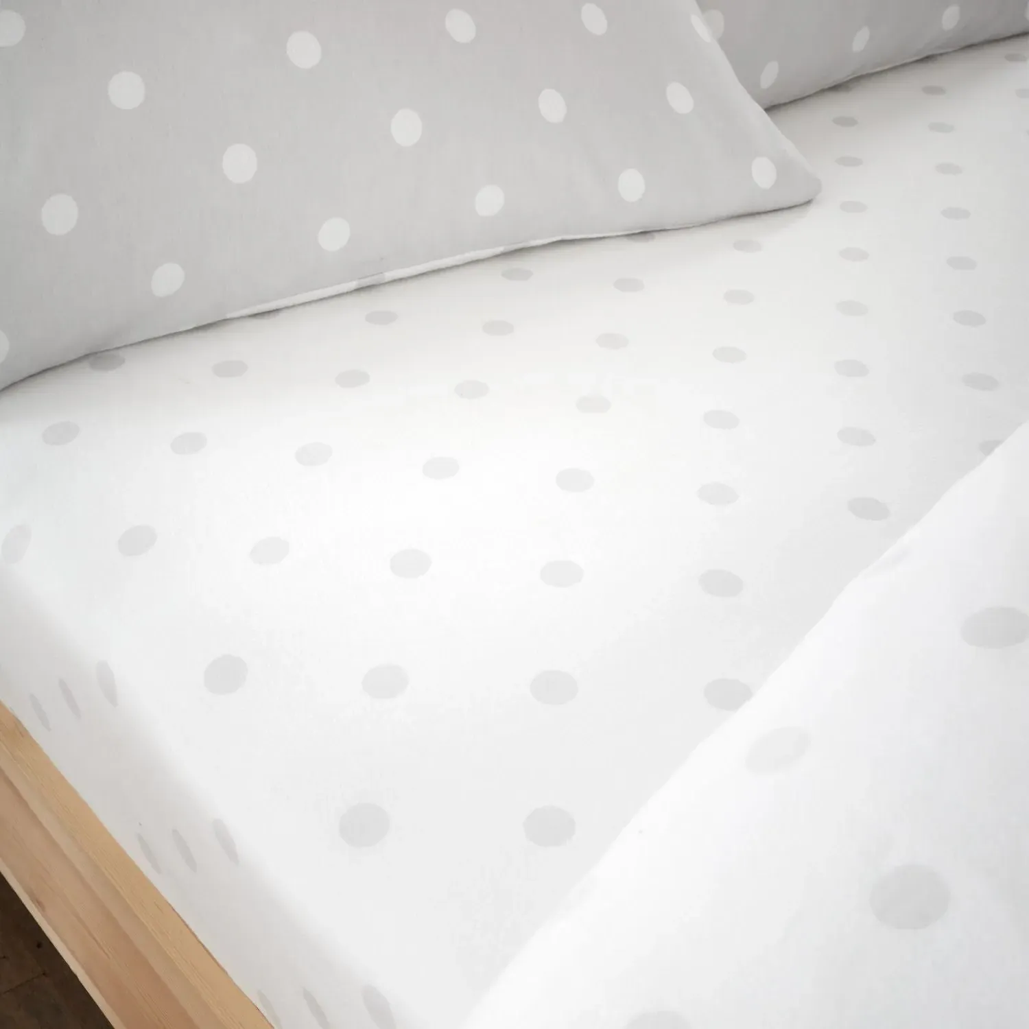 Double Fitted Sheet Polka Dot - Grey, Cotton