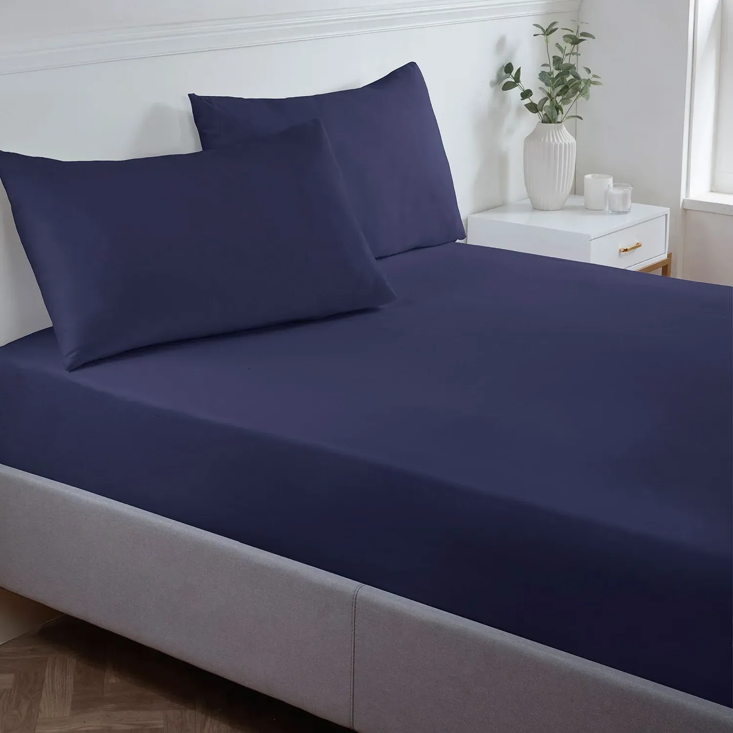 Double Fitted Sheet Standard - Navy, Microfibre