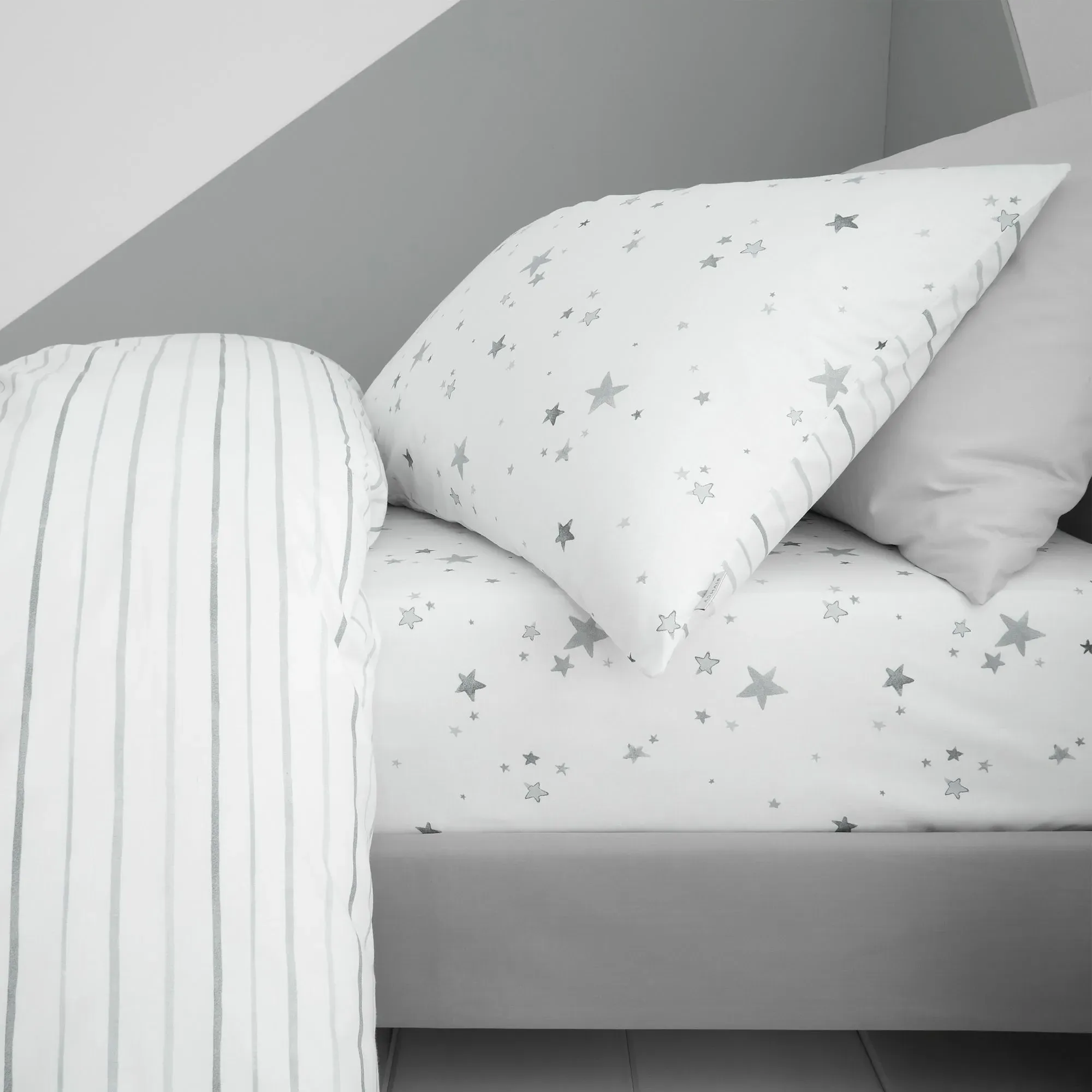 Double Fitted Sheet with Stars - Grey, Cotton