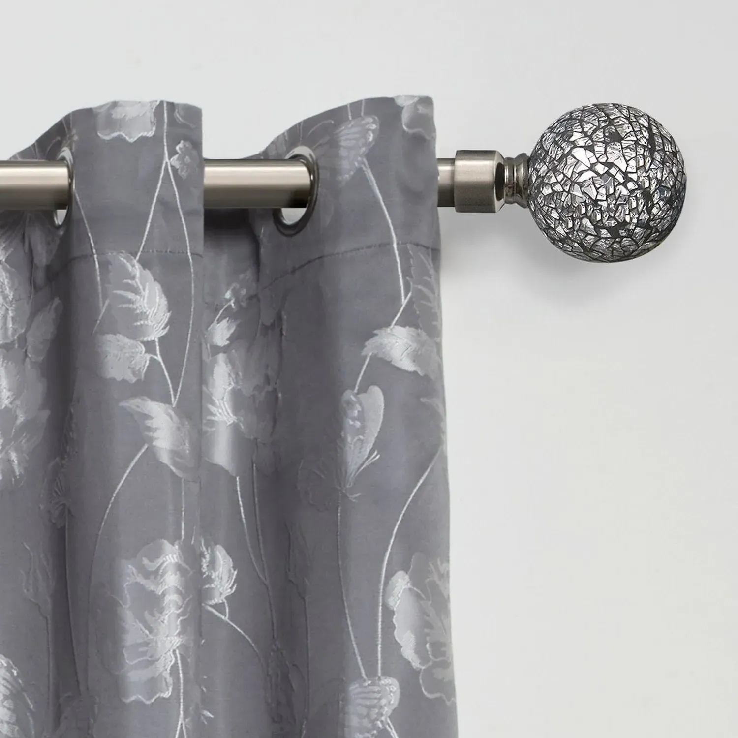 Extendable Curtain Pole with Cut Glass - Black