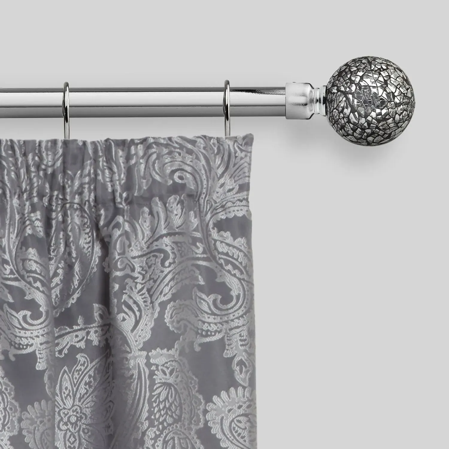 Extendable Curtain Pole with Cut Glass - Chrome