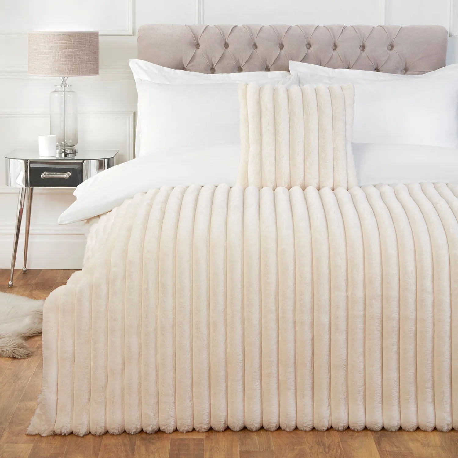 Fairmont Faux Fur Throw - Cream product