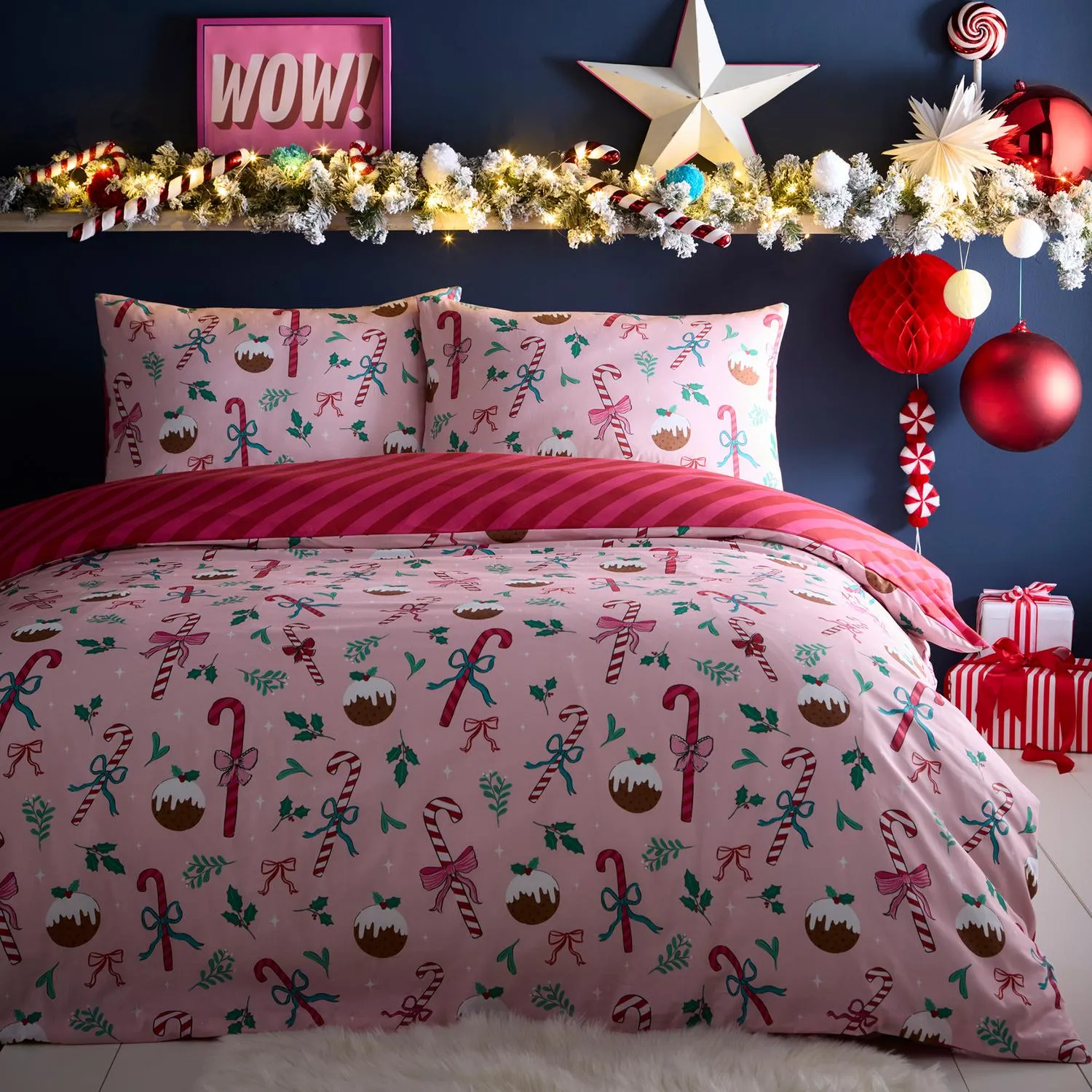 Festive Fancy Single Reversible Duvet Set - Pink product