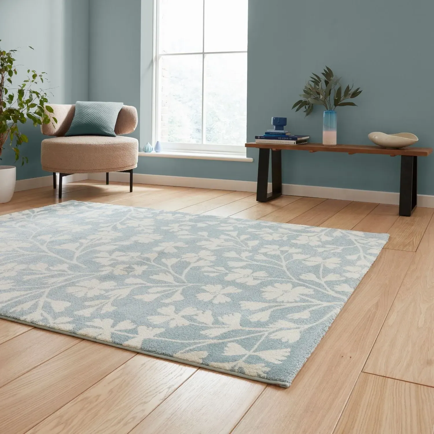 Floral Rug with Hand-Carved Detail - Blue image