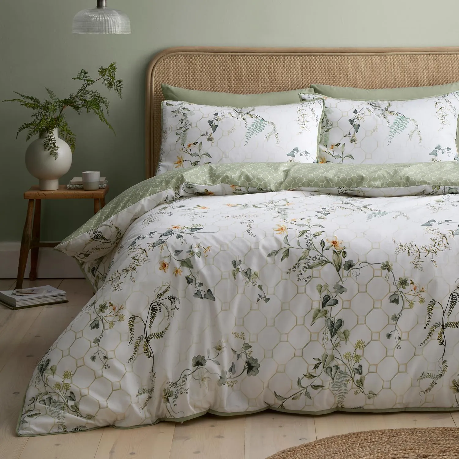 Floral Trellis King Size Duvet Set - Green, Cotton Sateen by Julian Charles