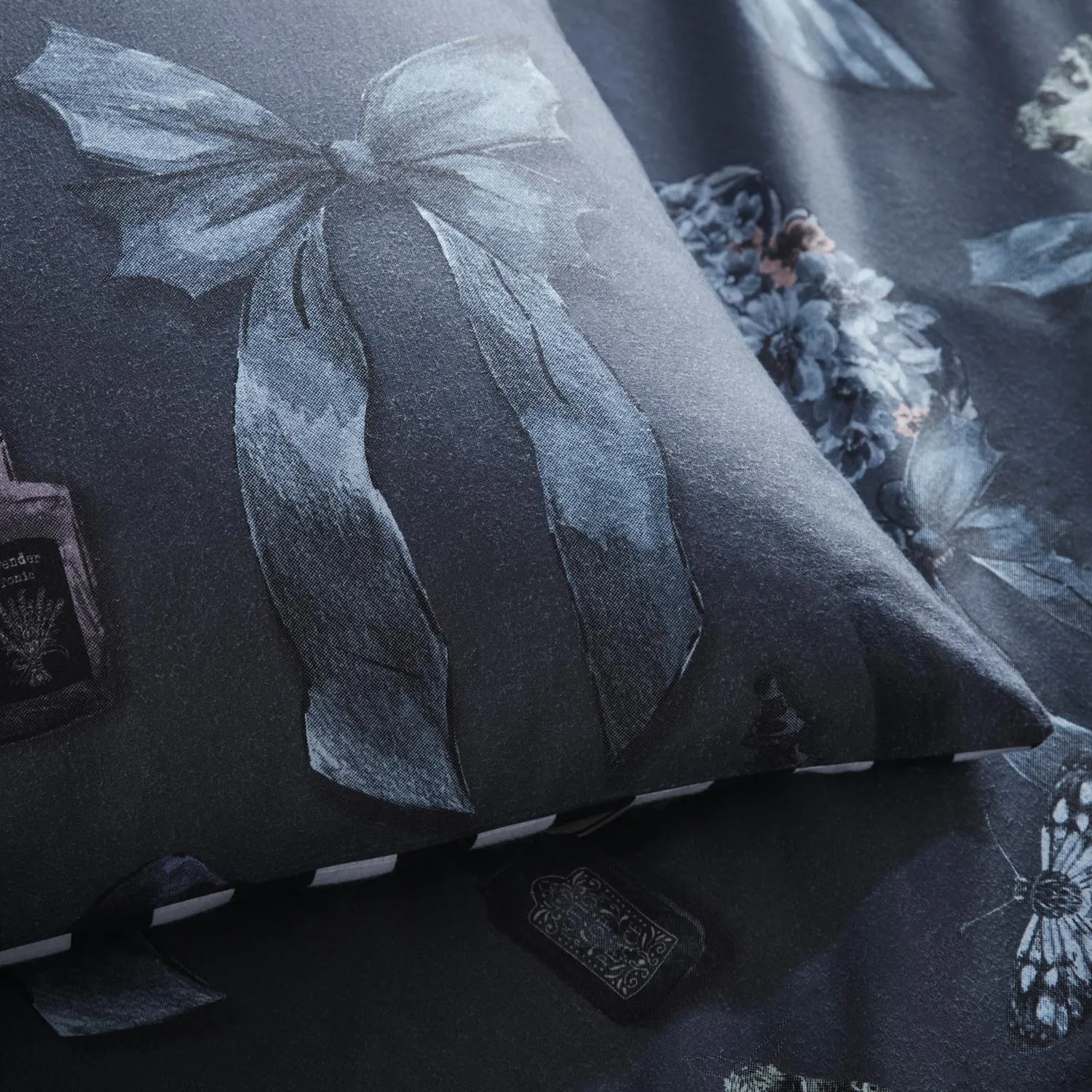 Fusion Bows Noir Single Reversible Duvet Set - Grey, Polycotton alternate view