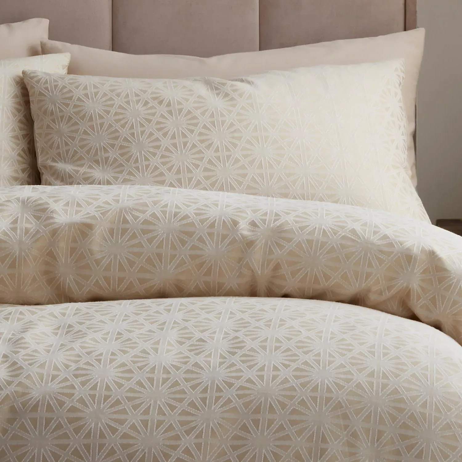 Geo King Size Jacquard Duvet Set - Cream, Polycotton by Julian Charles, image 2