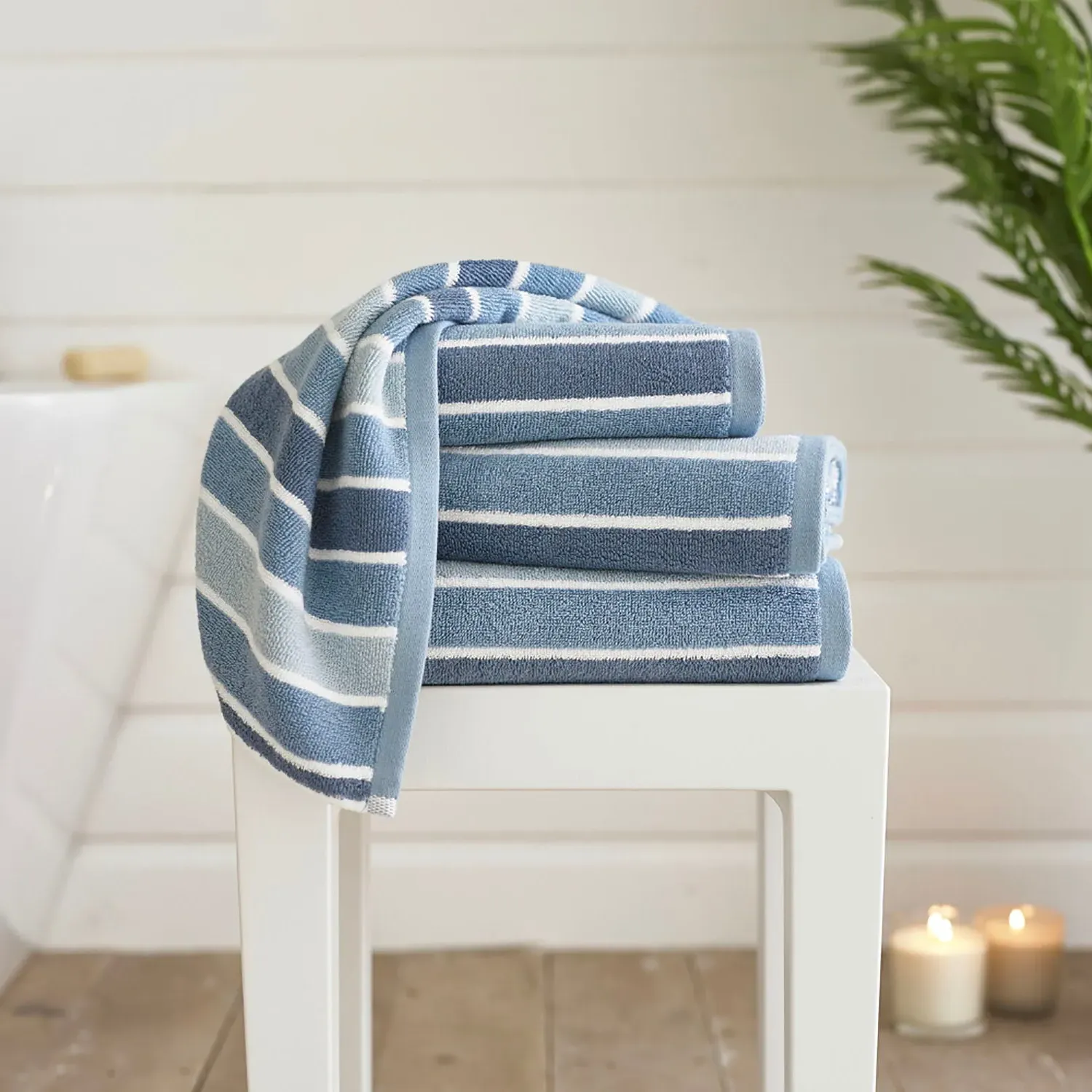 Hand Towel with Jacquard Weave - Blue, Cotton
