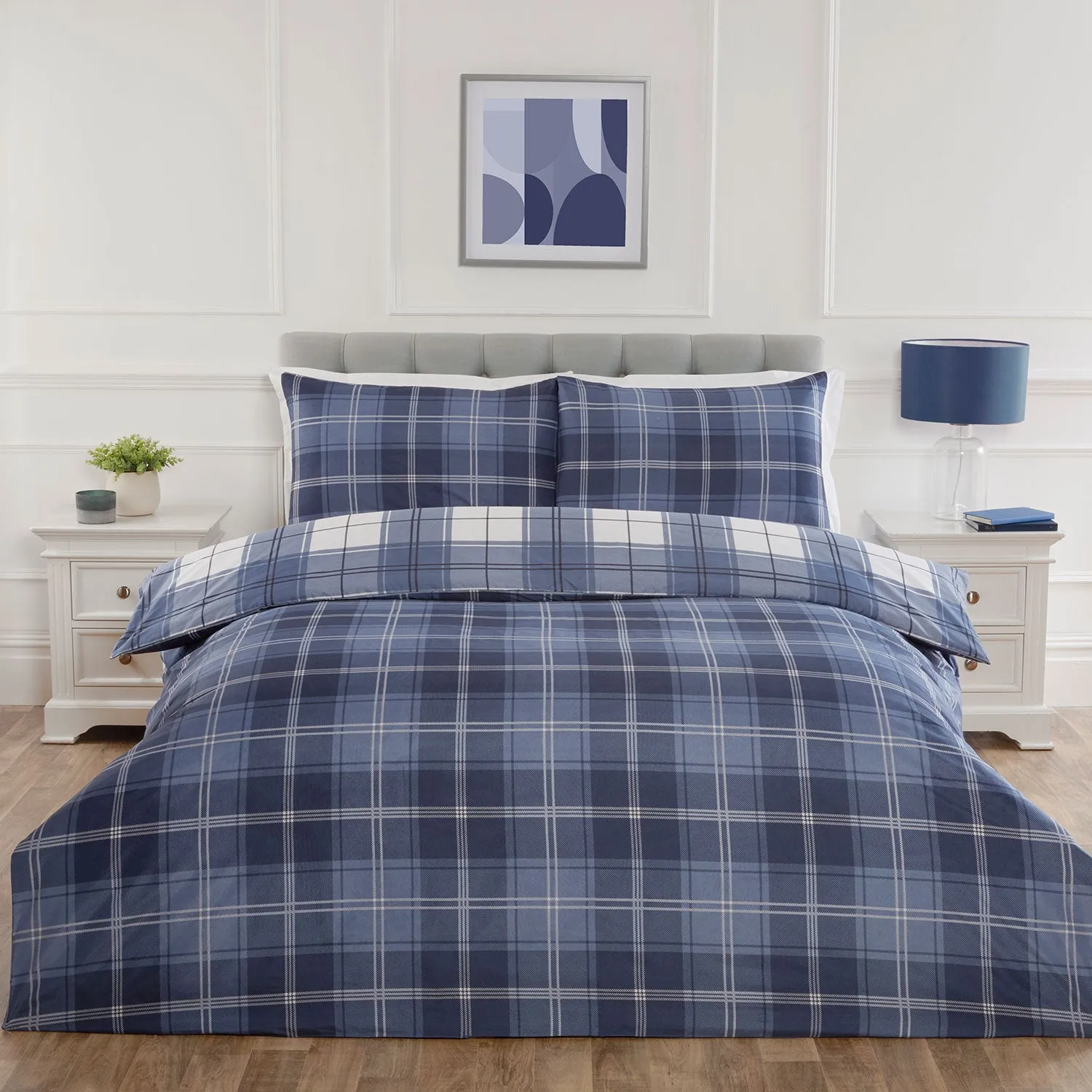 Seattle Single Bedding Bundle - Navy alternate view