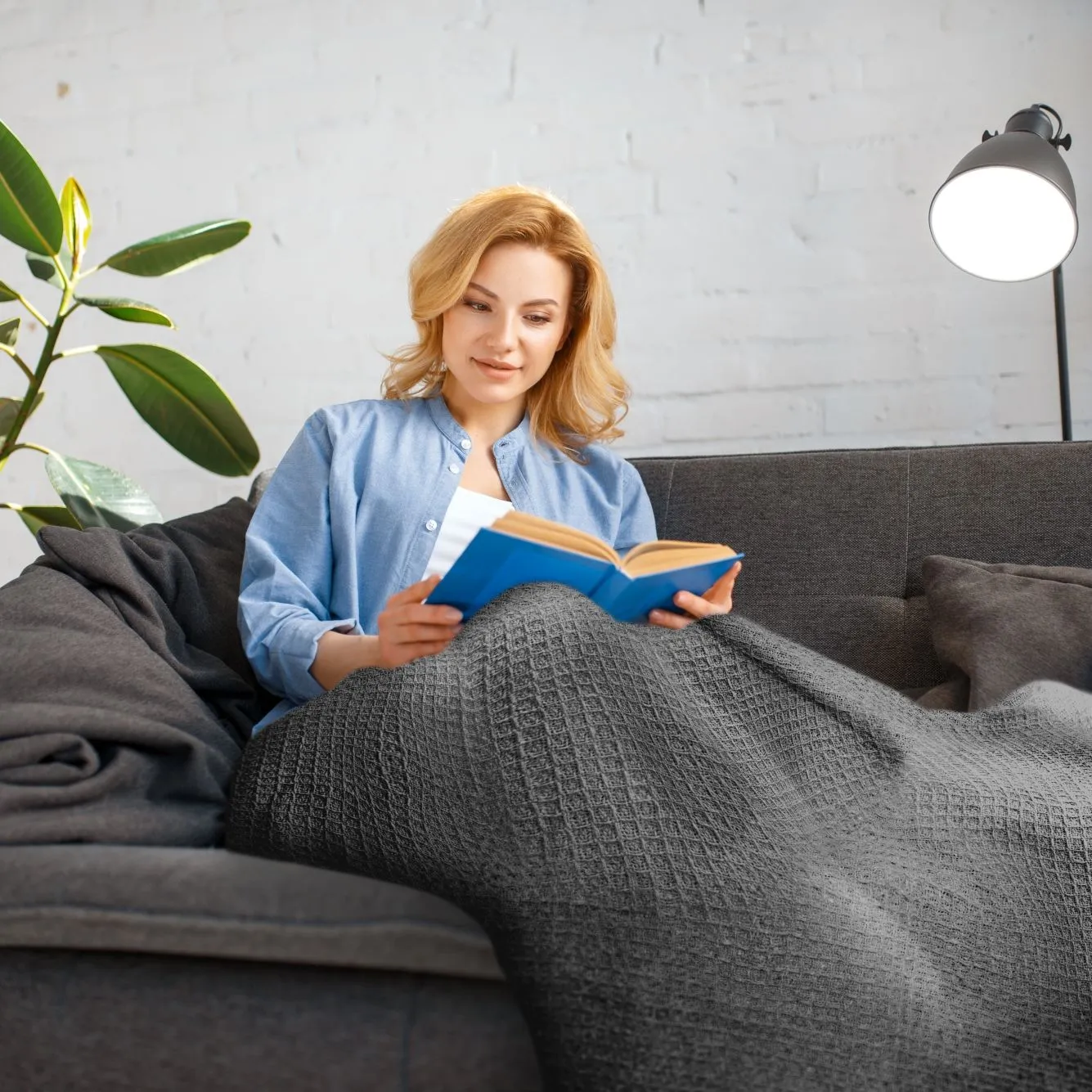 Honeycomb Throw with Tassels - Grey, Cotton