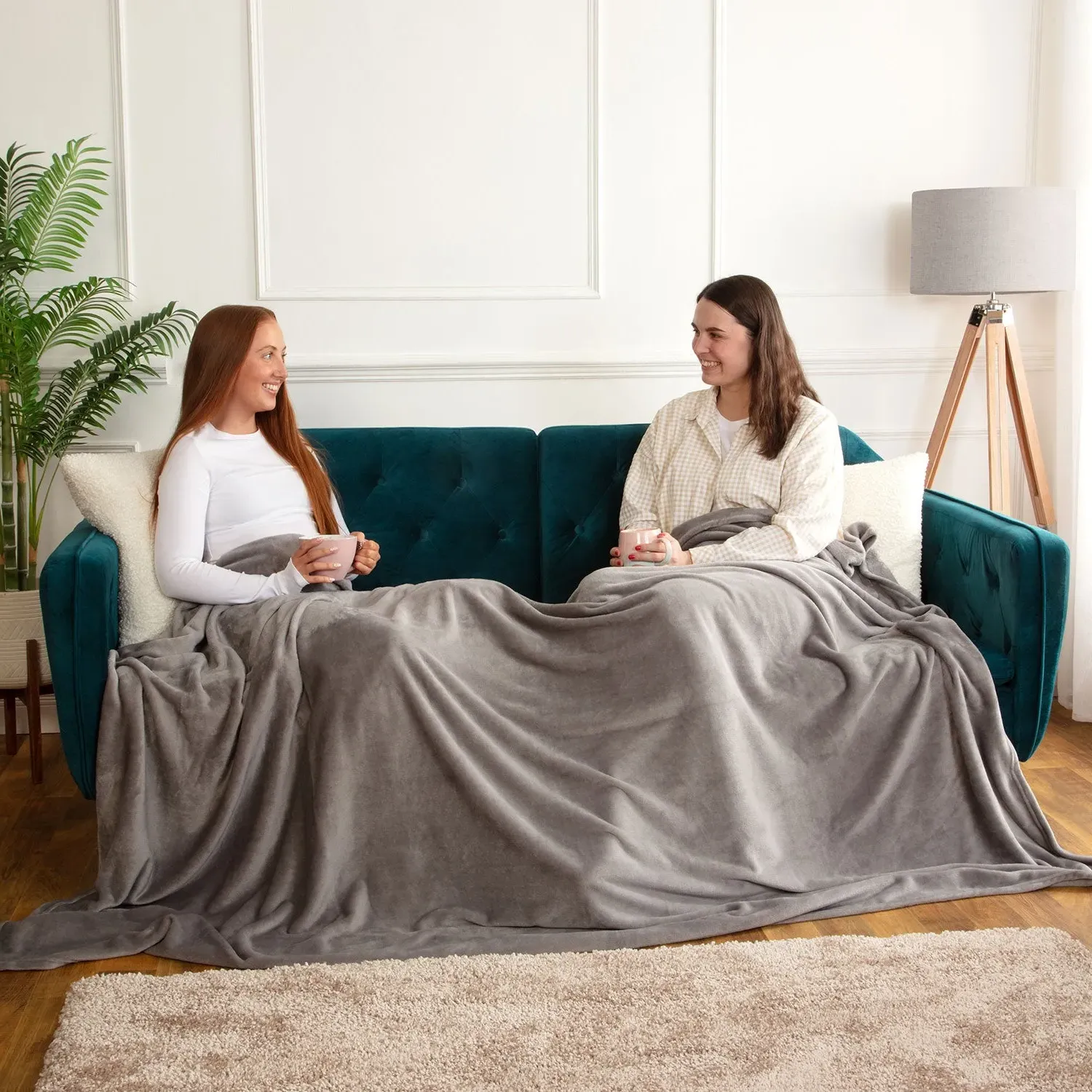 Jasper Giant Fleece Throw - Grey product