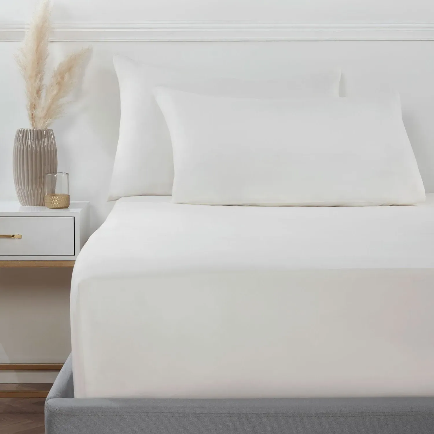 King Extra Deep Fitted Sheet - Cream