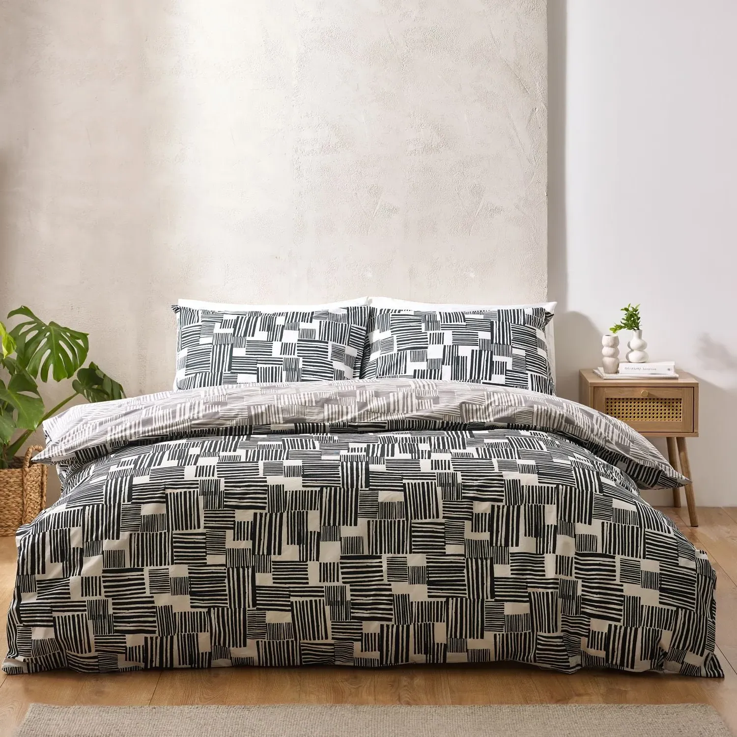 King Size Duvet Set Reversible - Black, Cotton Blend