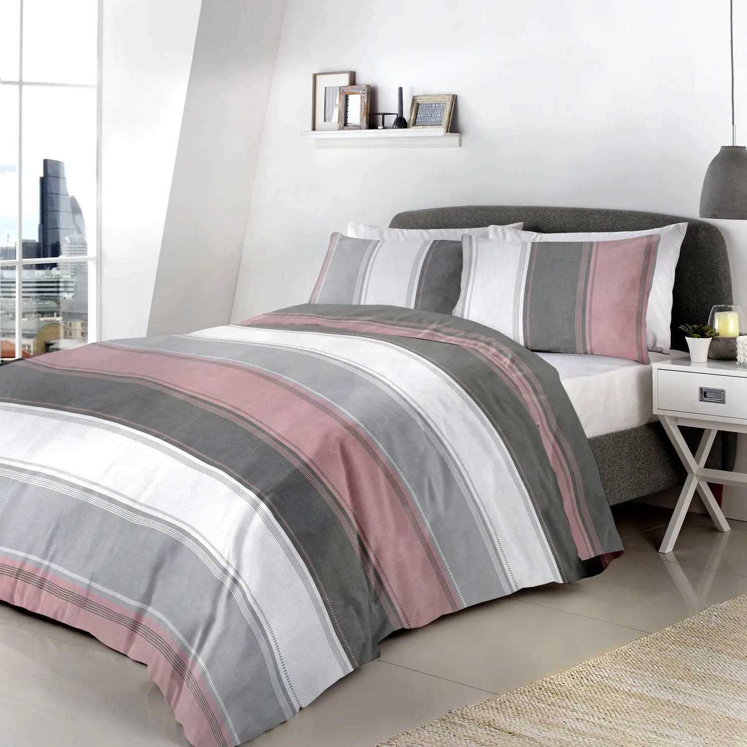 King Size Duvet Set with Stripes - Pink, Polycotton