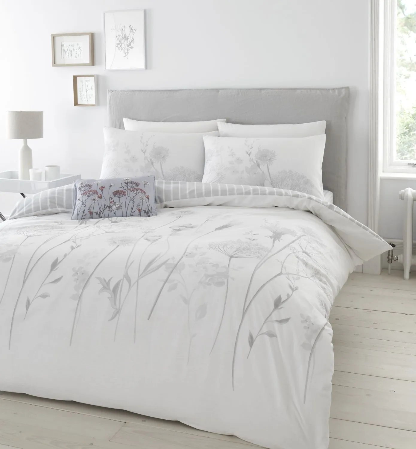 King Size Floral Duvet Set - White, Cotton Blend