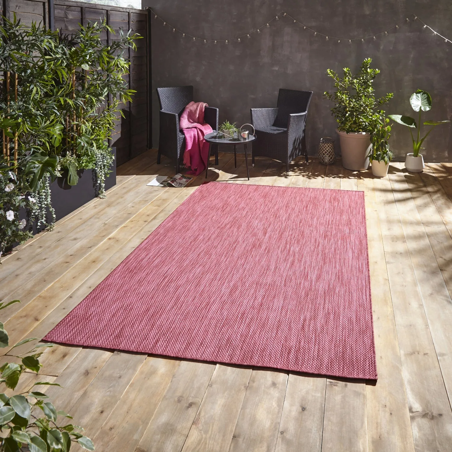 Large Outdoor Flat Weave Rug - Red, Polypropylene
