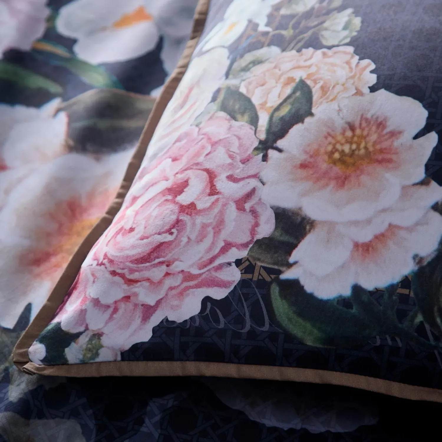 Laurence Llewelyn-Bowen Bouquet List Super King Duvet Set - Navy, Cotton Sateen by Julian Charles, image 2