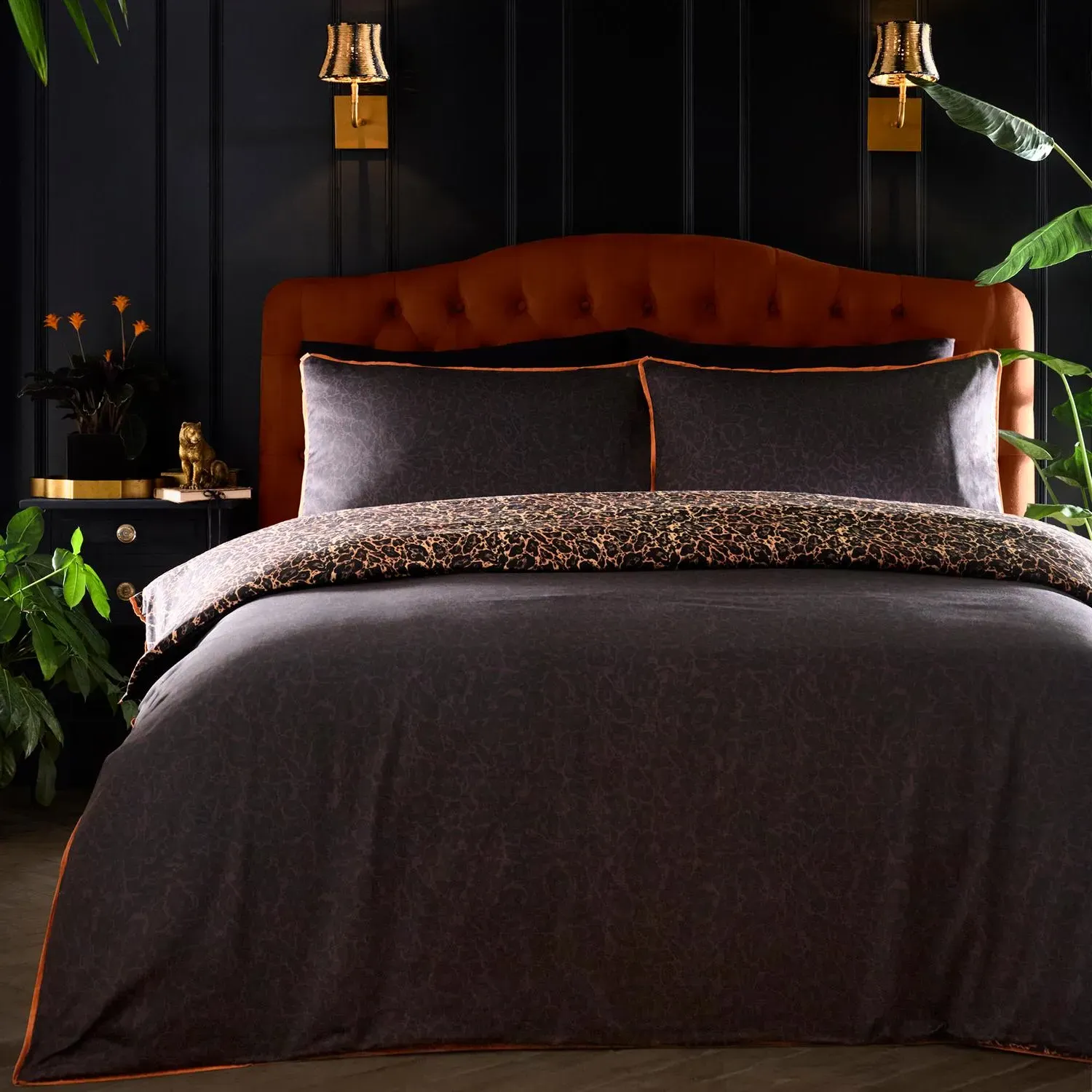 Laurence Llewelyn-Bowen Roxy King Size Duvet Set - Black, Cotton by Julian Charles, image 2