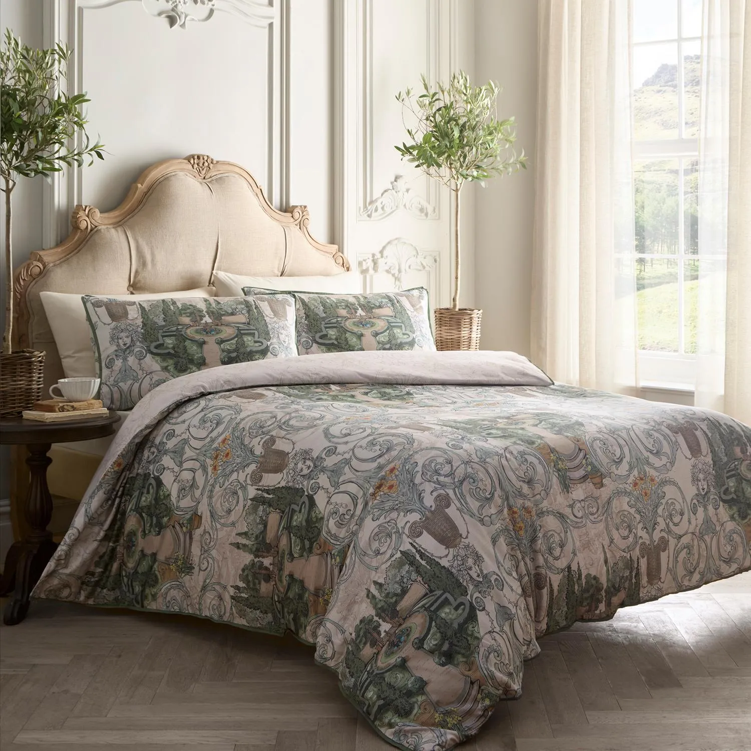 Laurence Llewelyn-Bowen Tuscan Garden Double Duvet Set - Green, Cotton Sateen by Julian Charles