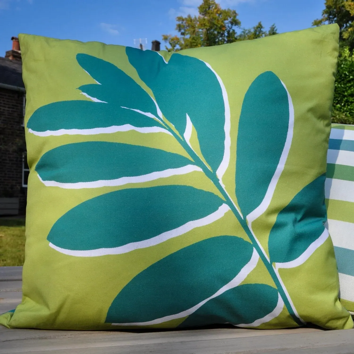 Leaf Print Outdoor Cushion - Green, BCI Cotton product