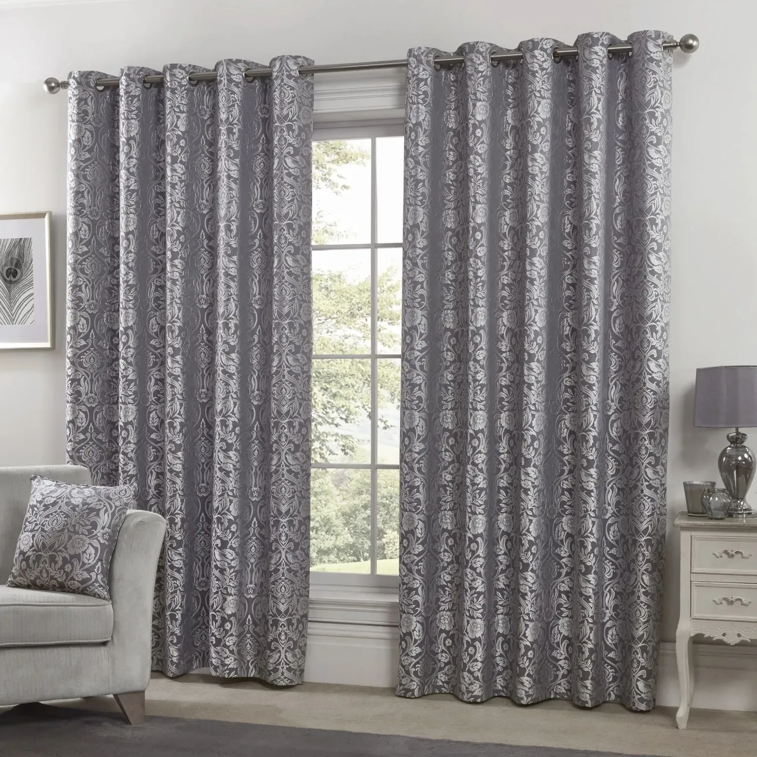 Lined Eyelet Curtains with Jacquard - Grey
