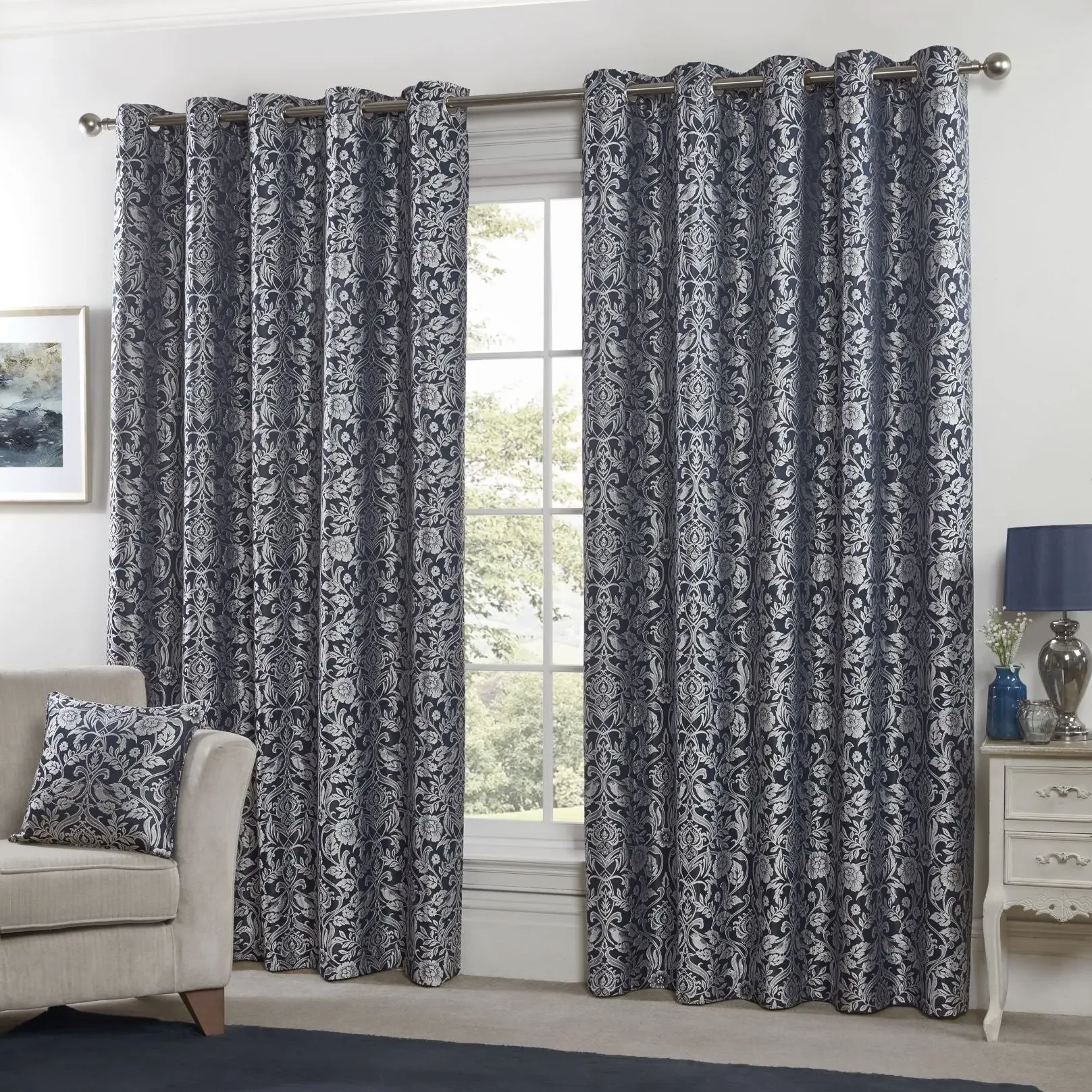 Lined Eyelet Curtains with Jacquard - Navy