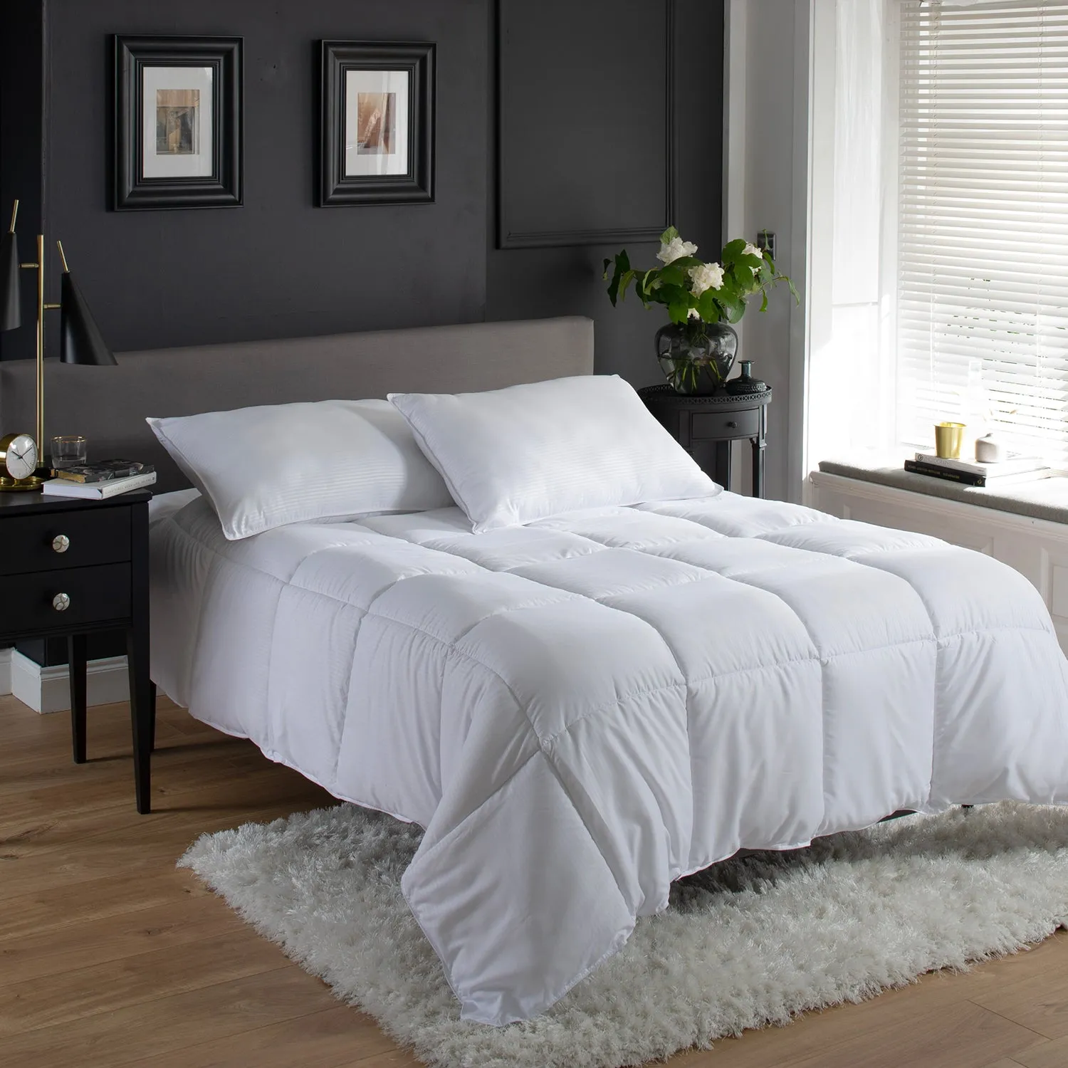 Lyndon Company Hotel Single 13.5 Tog Duvet - White alternate view