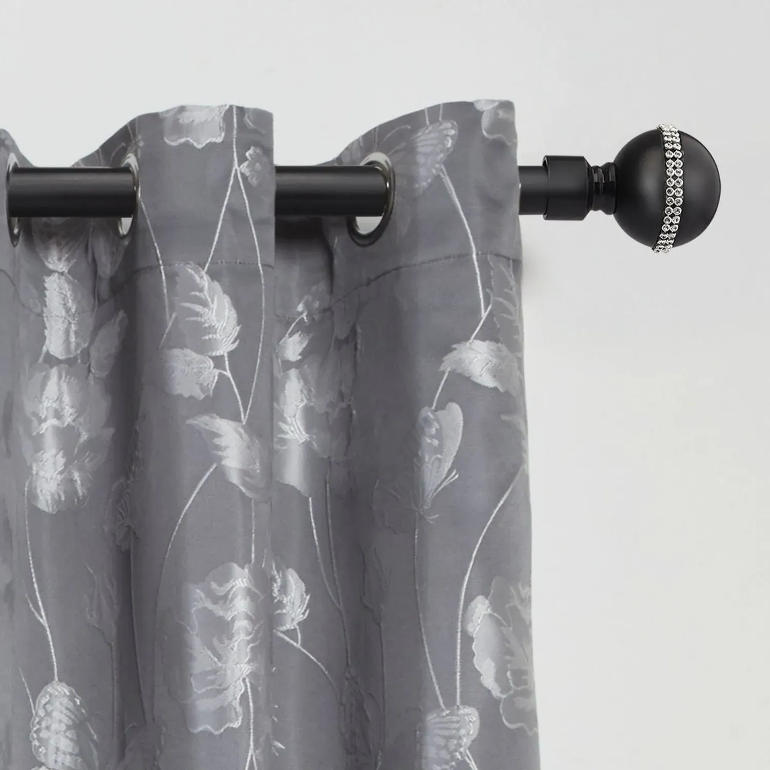 Extendable Curtain Pole Diamond Finials - Black product
