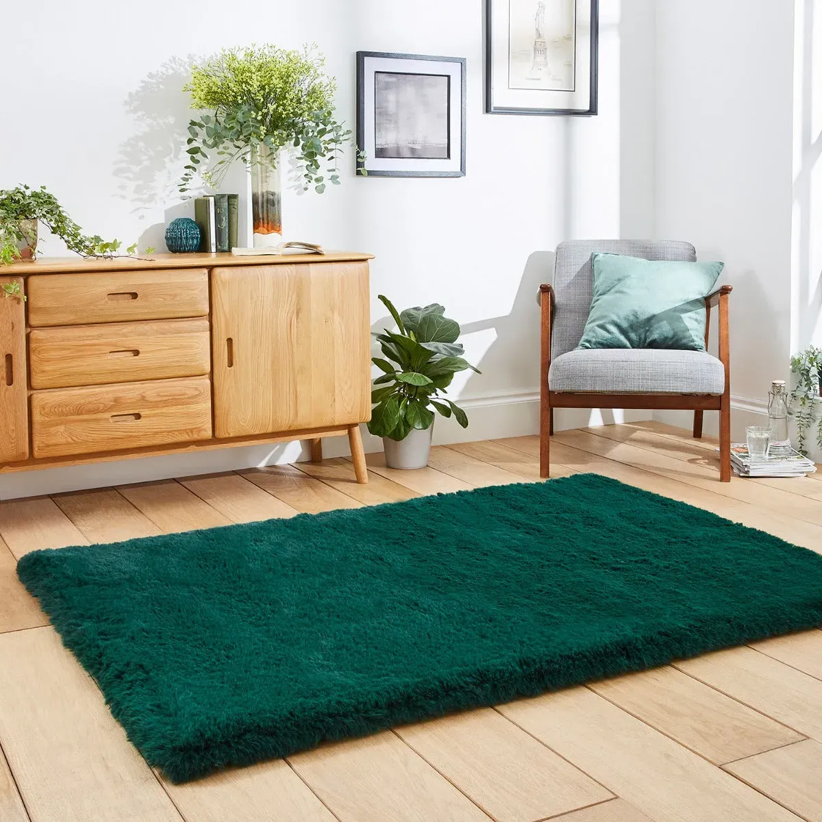 Medium Shaggy Rug - Emerald Green