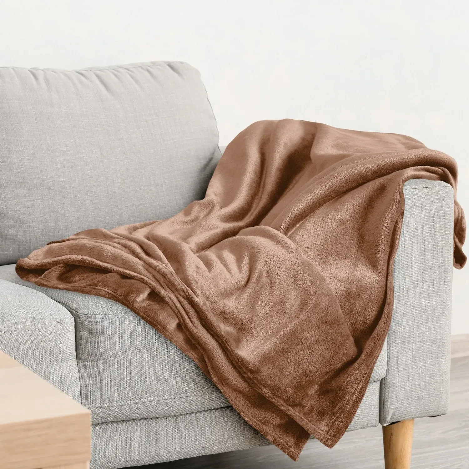 Mink Flannel Fleece Throw - Cream, Polyester image