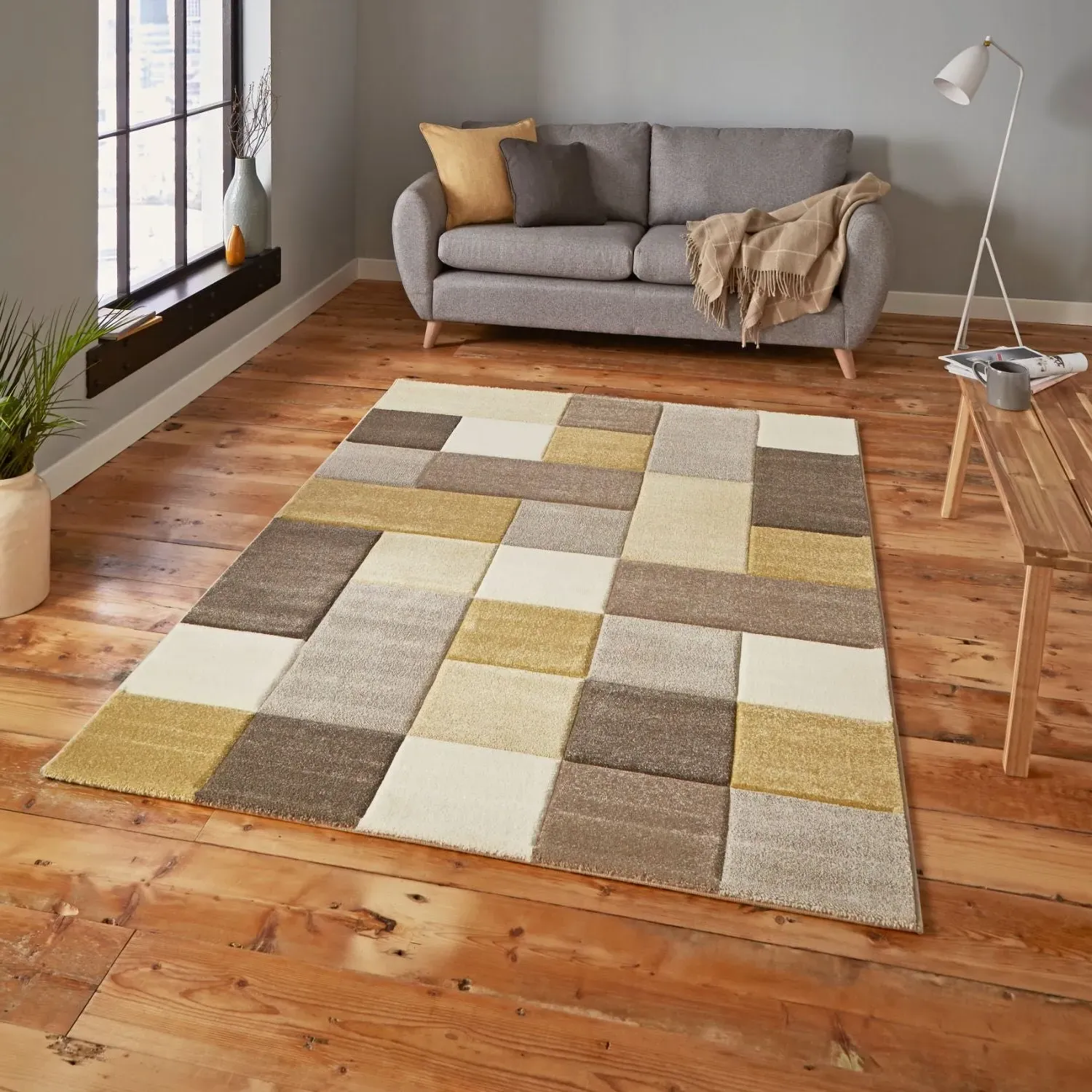 Modern Geometric Rug with Hand-Carved Design - Beige
