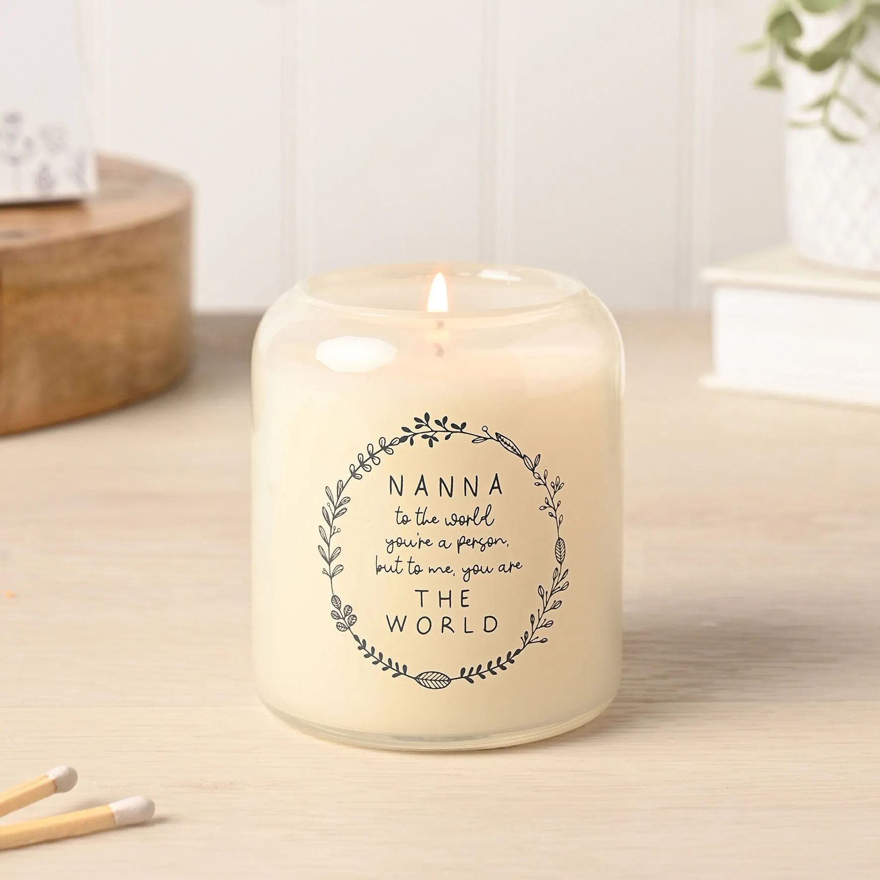Moments Nanna Candle - Cream product