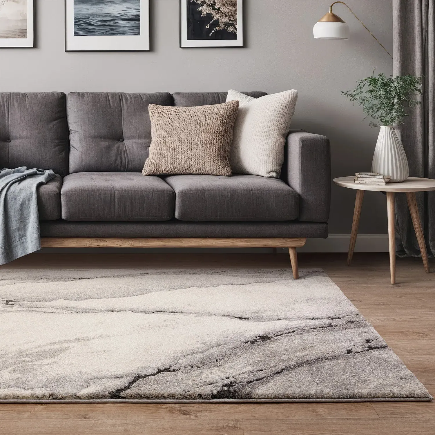 Oasis Rug with High-Low Pile - Grey