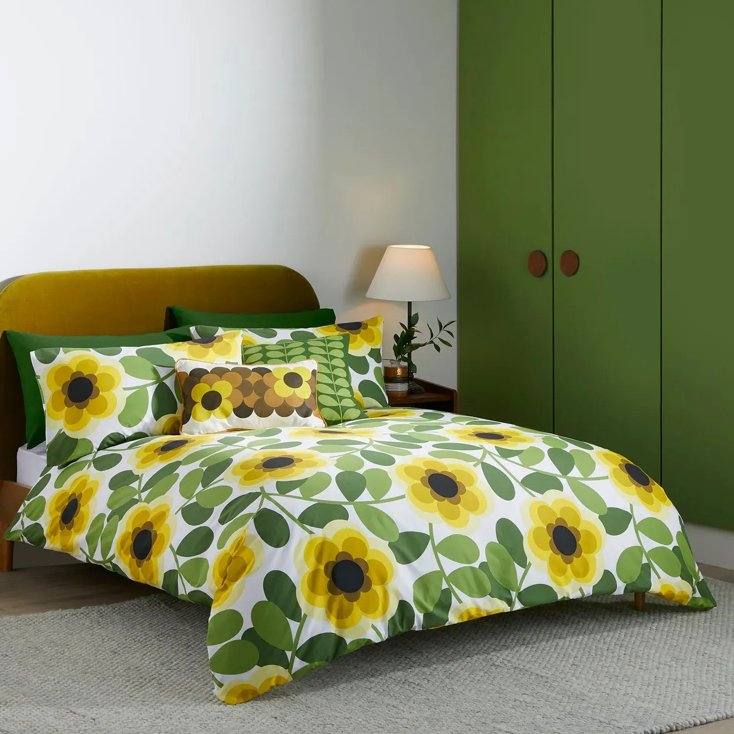 Orla Kiely Giant Water Lily Single Duvet Set - Yellow, Cotton by Julian Charles