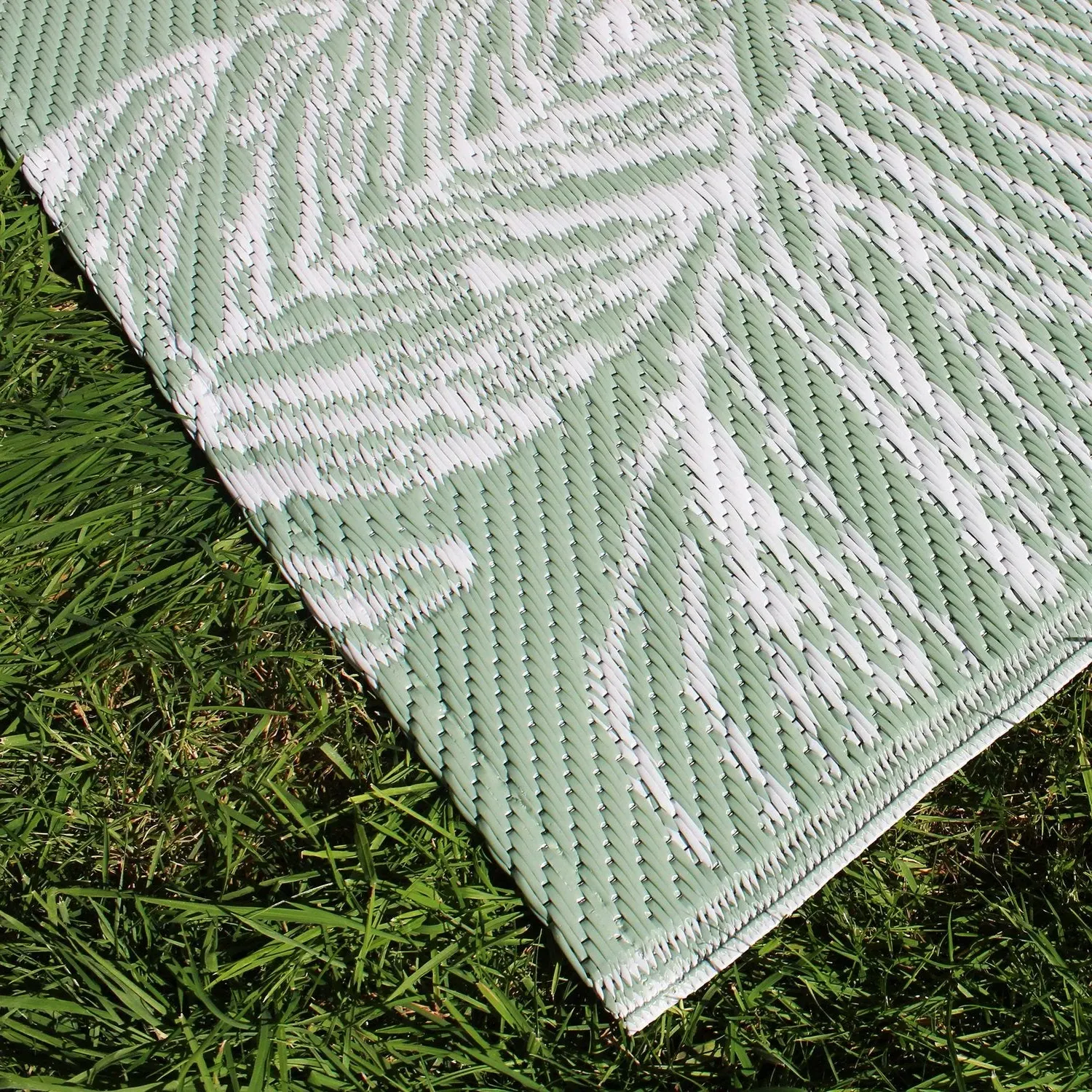 Outdoor Rug Water Resistant - Green, Leaf Pattern image