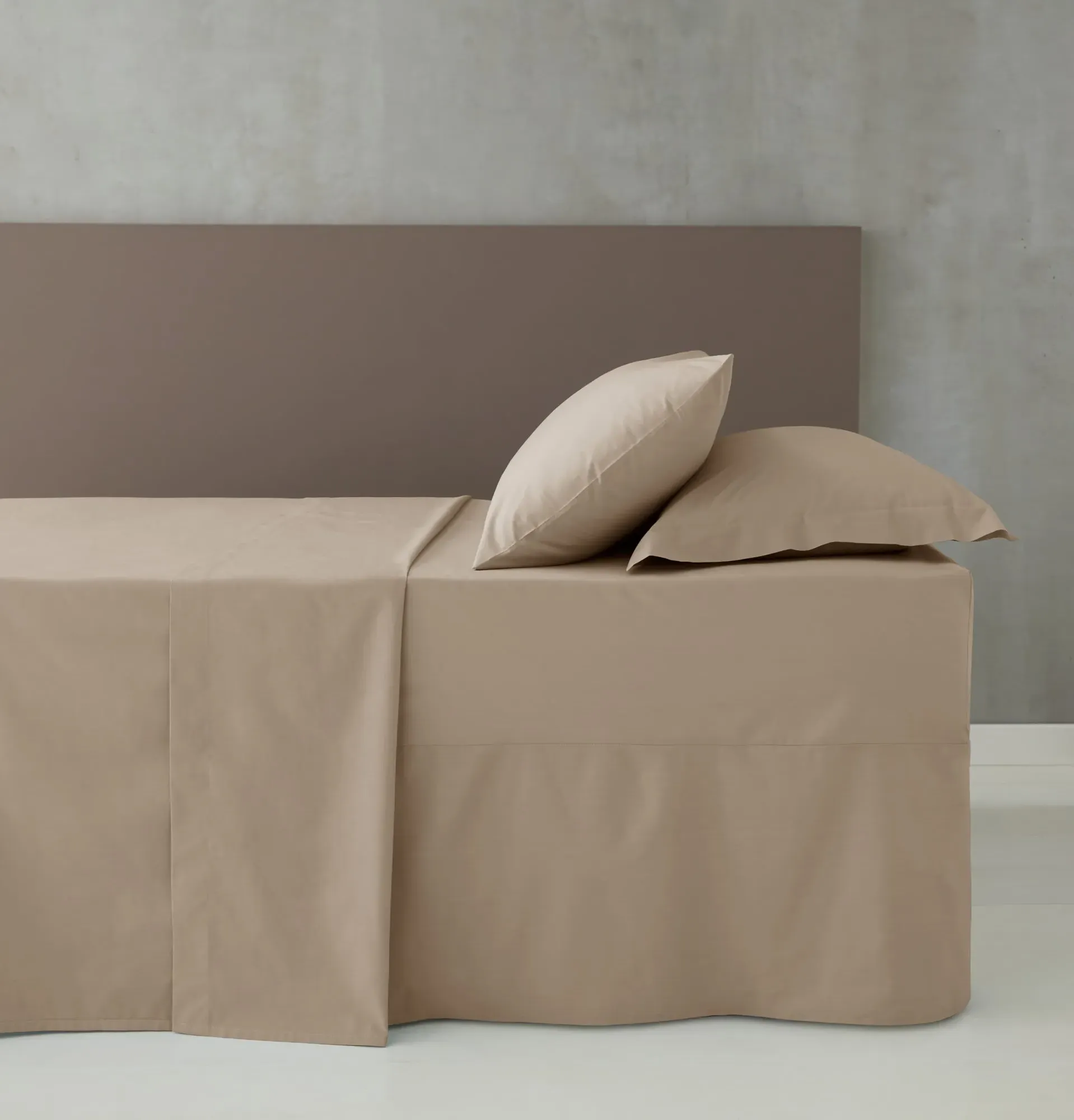 Pair Housewife Pillowcases Easy Iron - Natural, Percale
