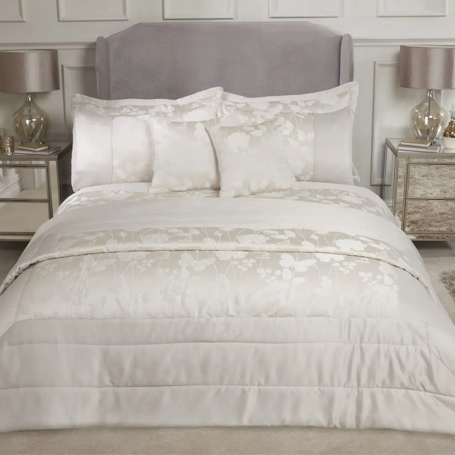Quilted Bedspread Set with Jacquard - Cream