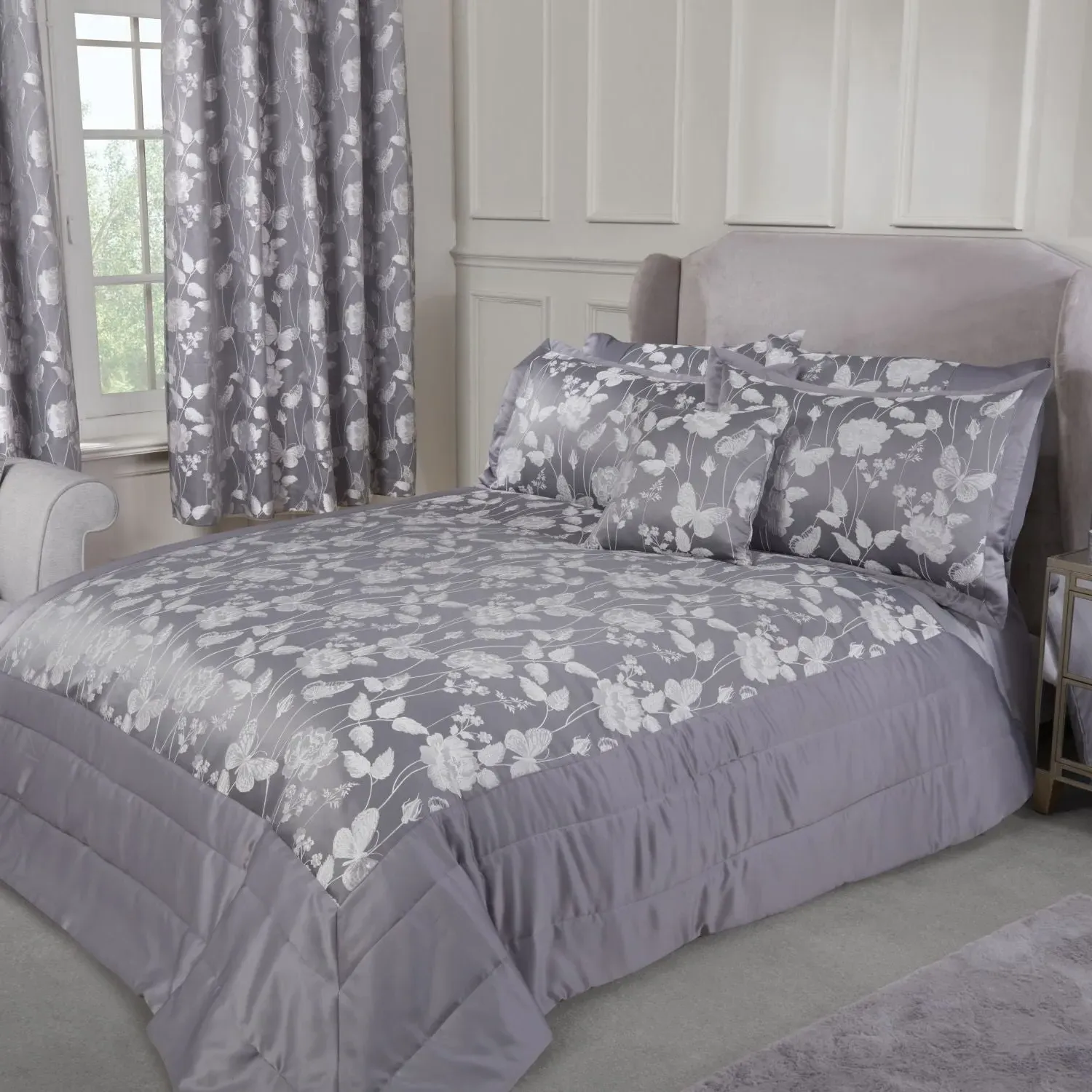 Quilted Bedspread Set with Jacquard - Grey