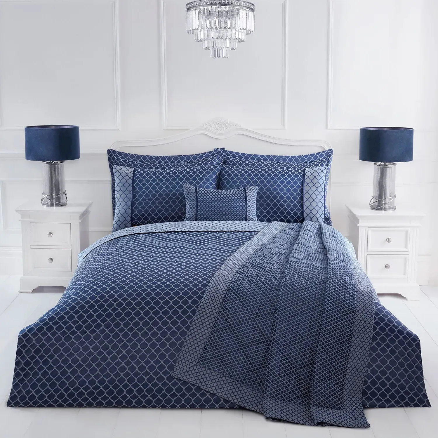 Quilted Throw with Geometric Design - Blue