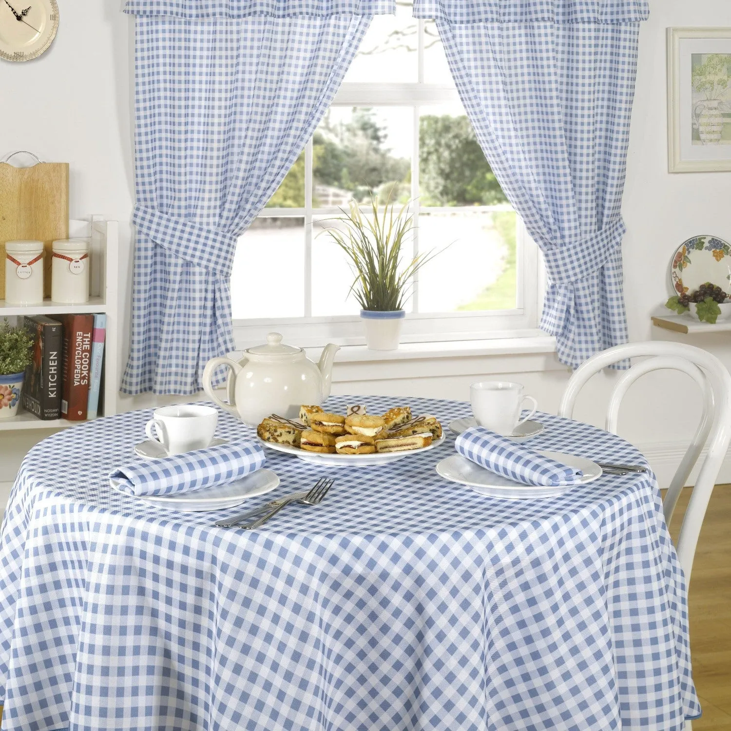 Round Gingham Tablecloth with Piped Hem - Blue, Polyester image