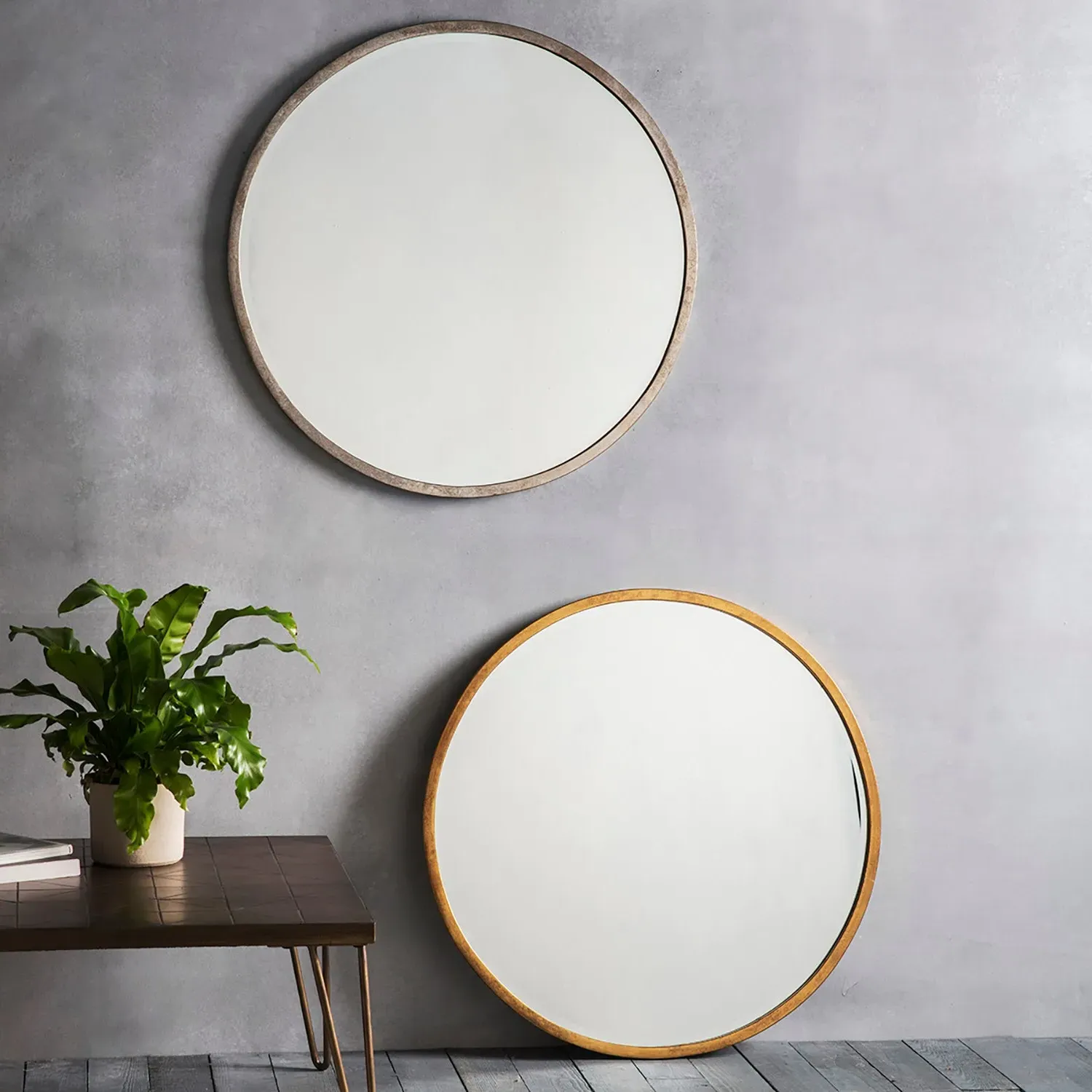 Round Wall Mirror - Antique Silver