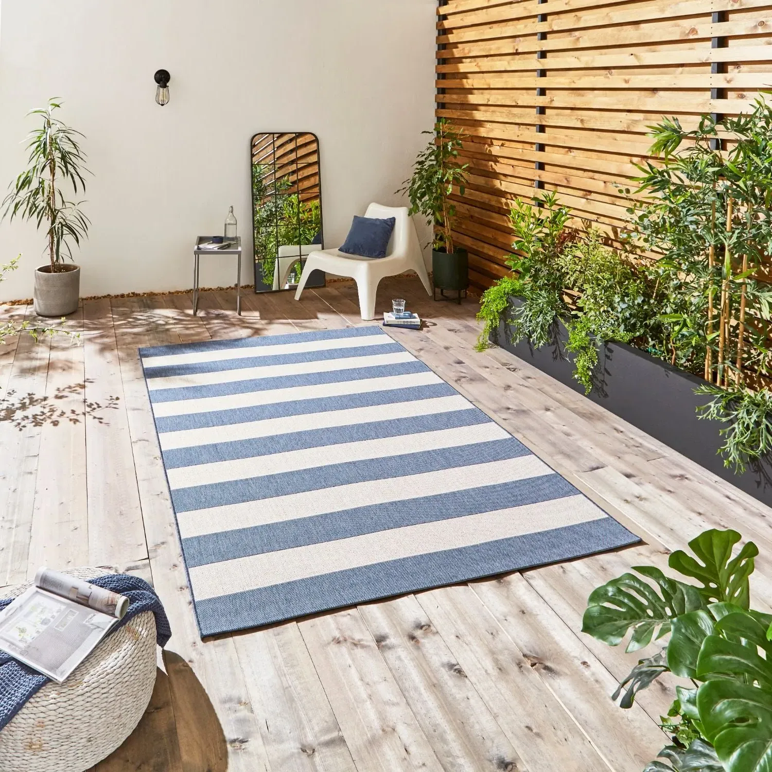 Stripe Outdoor Rug with Easy Clean - Blue, Polypropylene product
