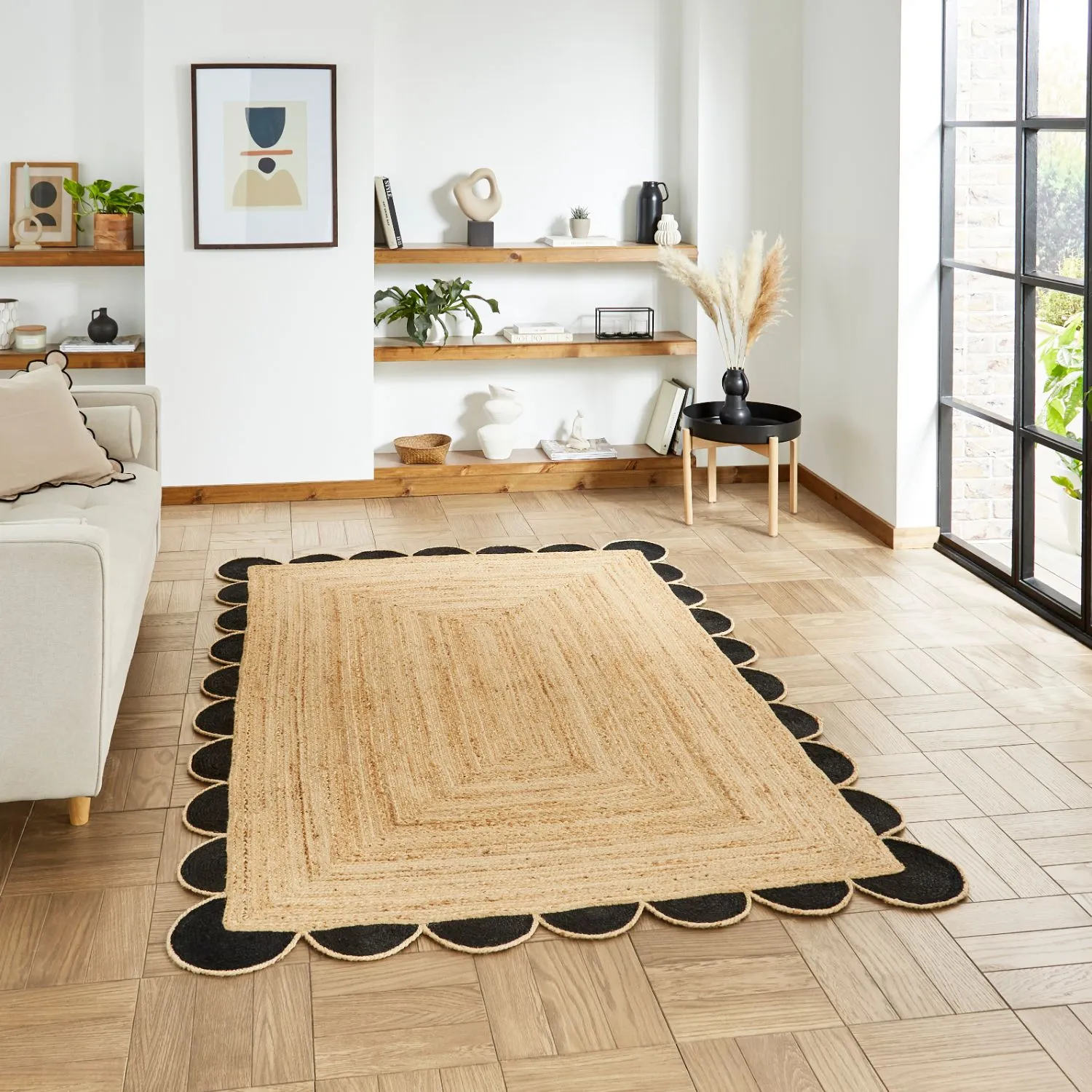 Scalloped Rug with Black Edge - Brown, Jute product