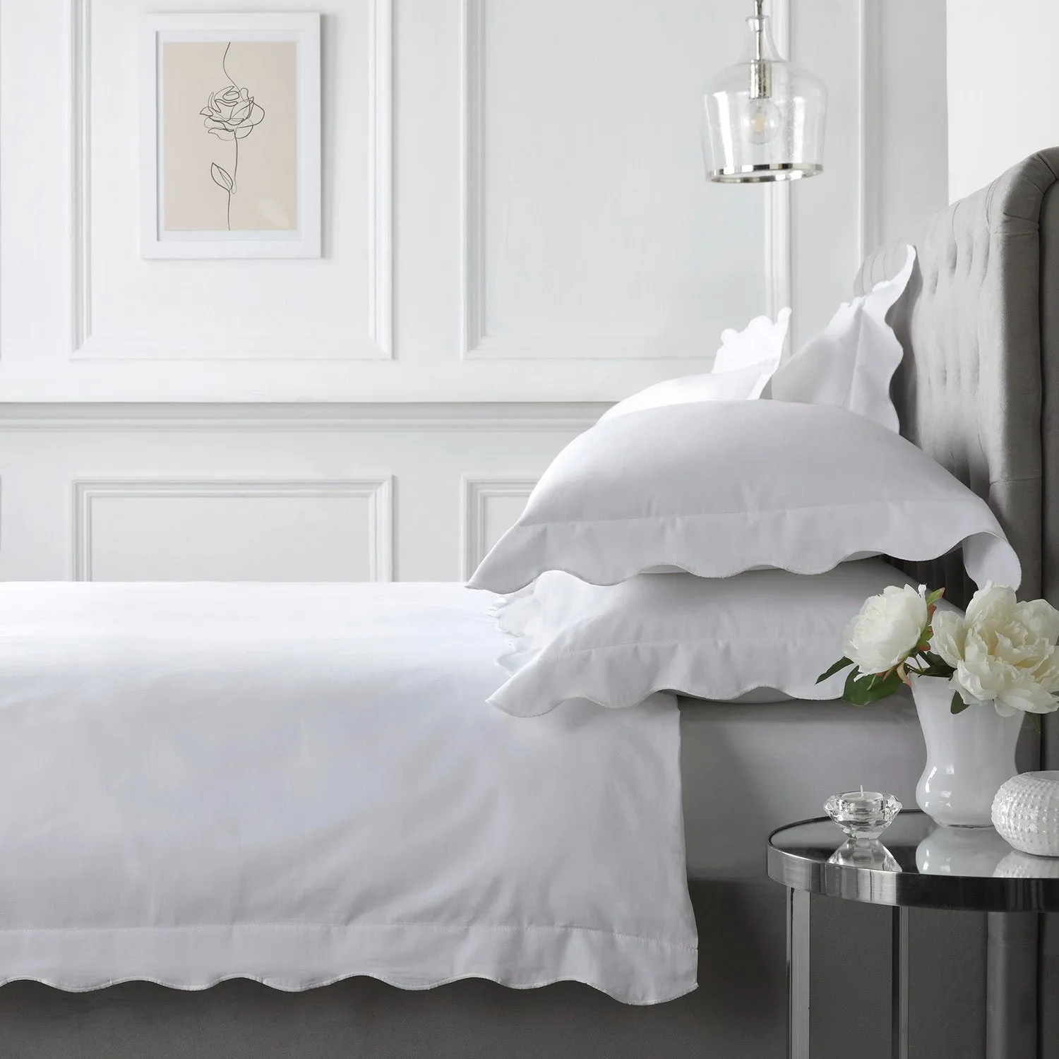 Scallop Edge Double Duvet Set - White, Cotton product