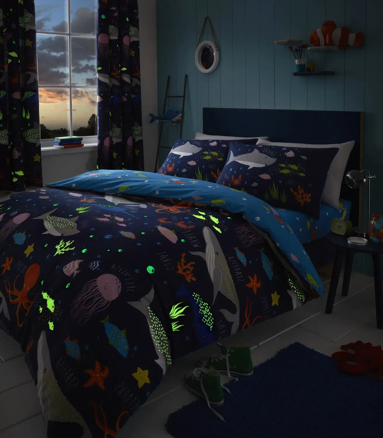 Single Duvet Set Glow-in-Dark - Blue, Sea Life alternate view