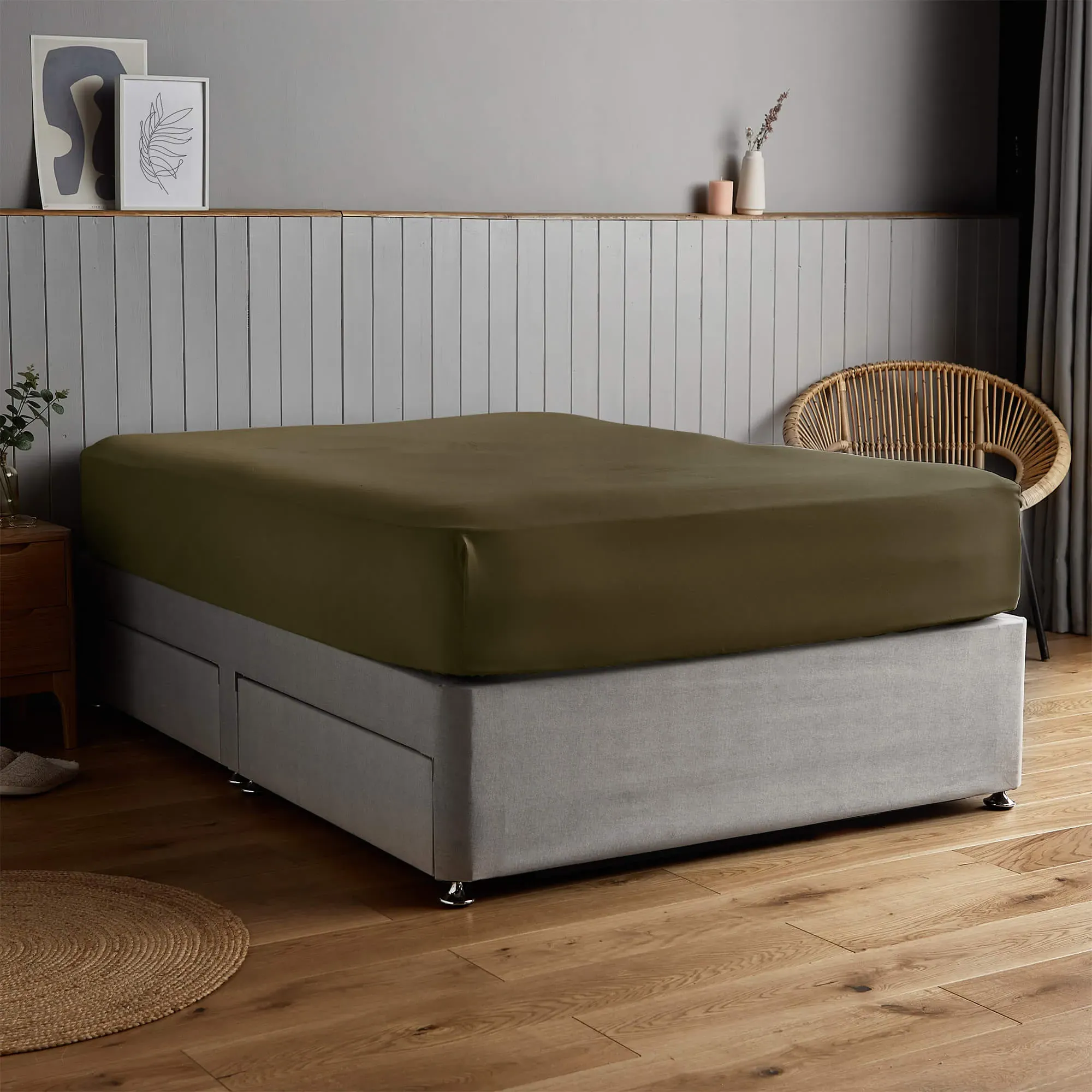 Silentnight Supersoft King Size Fitted Sheet - Green product