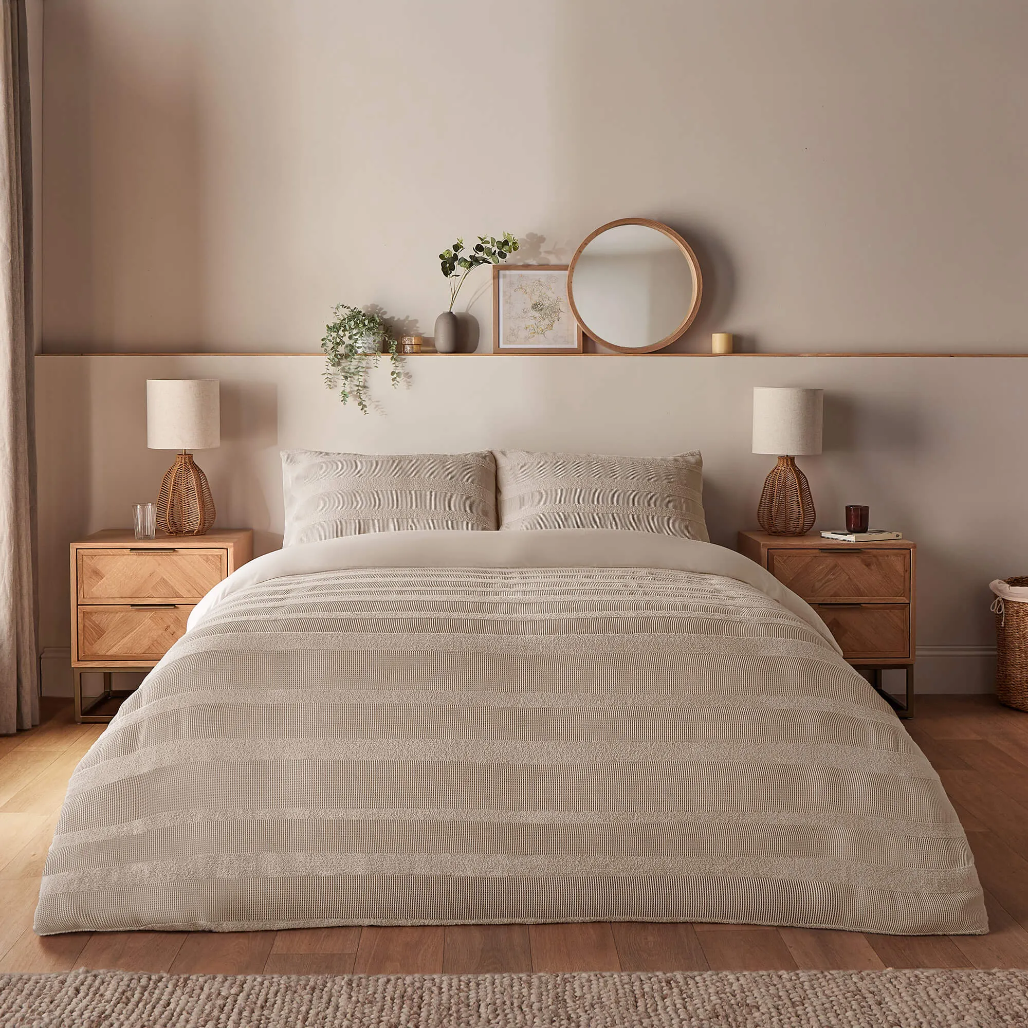 Silentnight Supersoft Natural Texture Double Duvet Set - Natural product