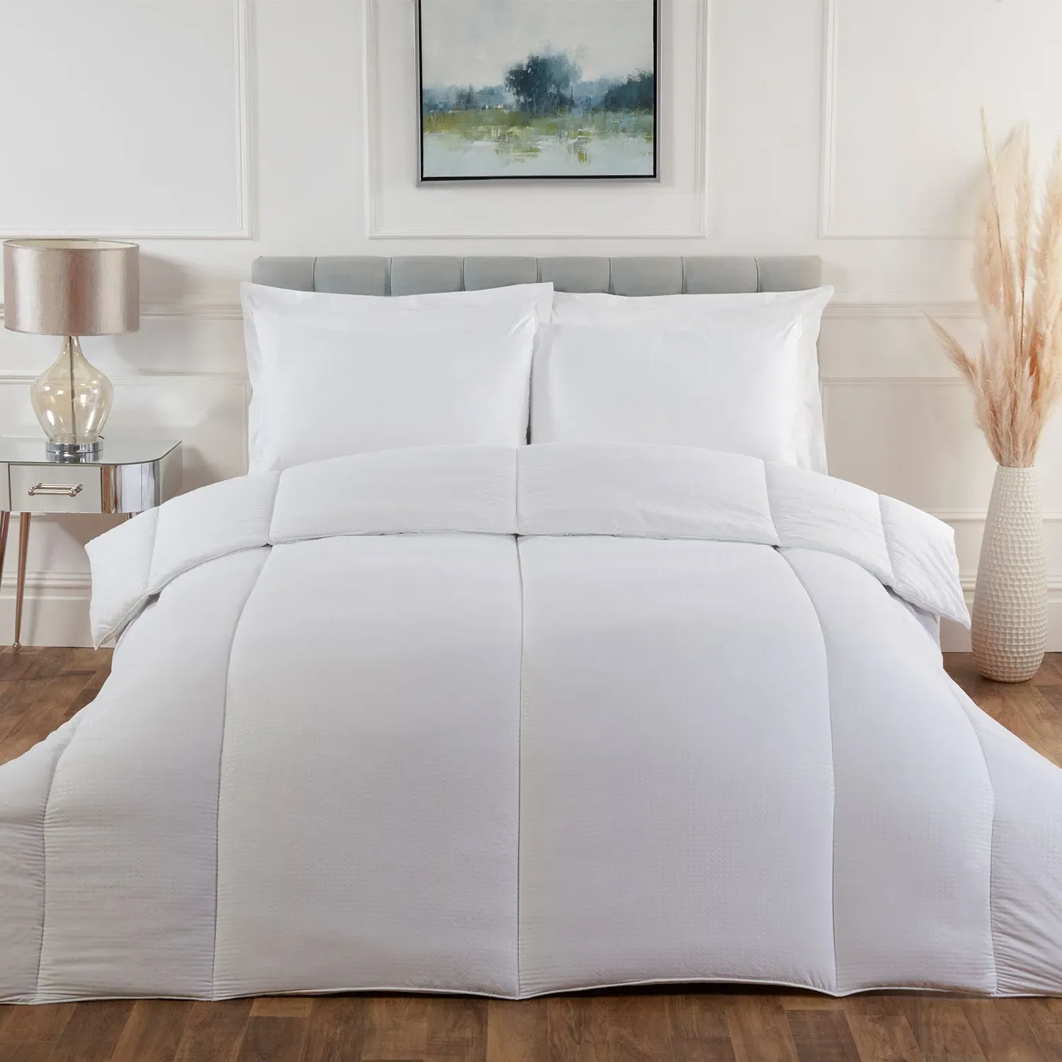 Single 10.5 Tog Duvet with Embossed - White