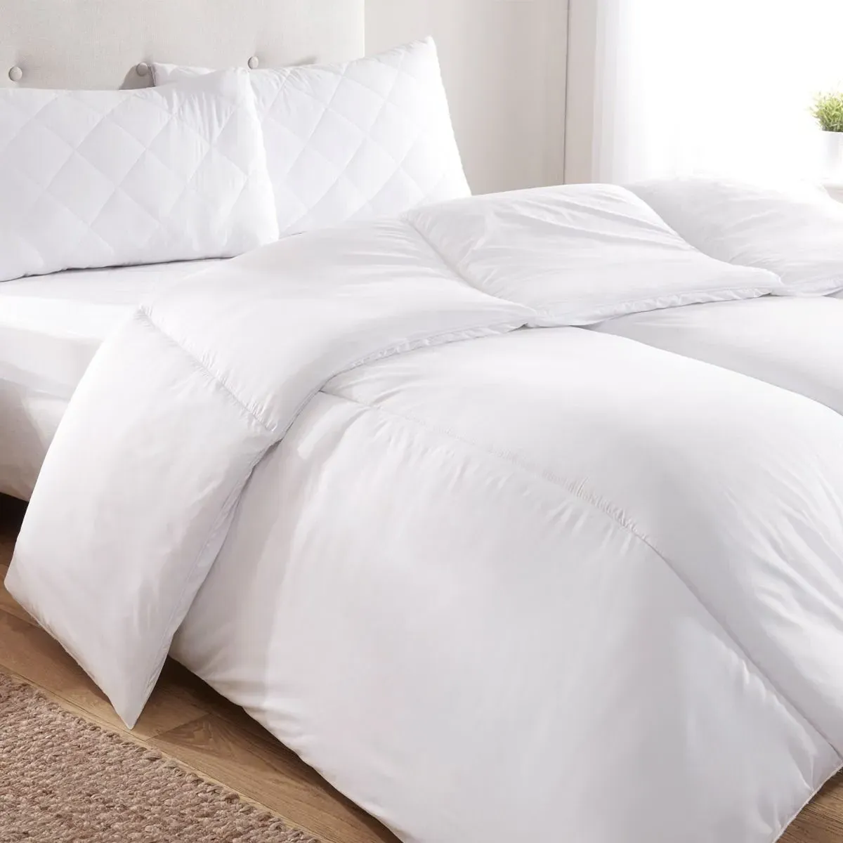 Single 4.5 Tog Summer Duvet - White, Brushed Microfibre alternate view